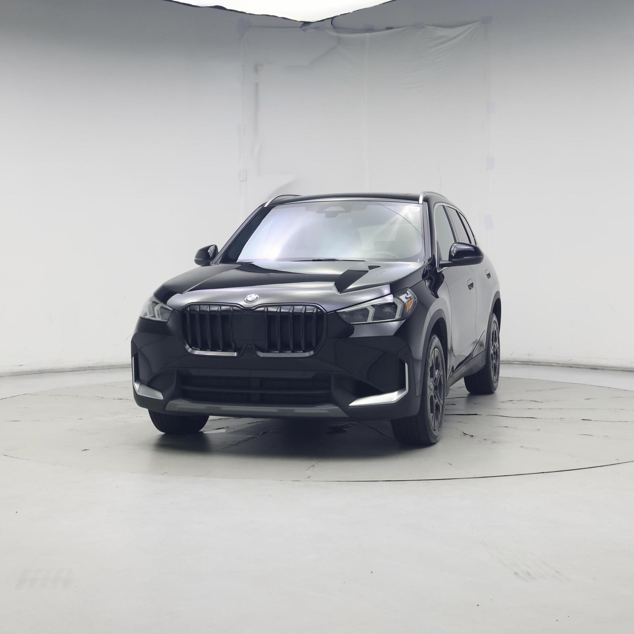 Thumbnail: 2023 BMW X1 - 4