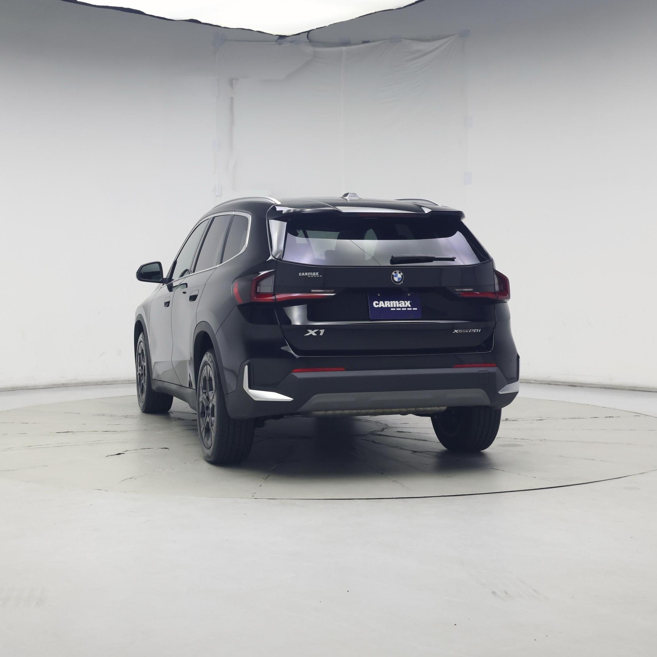 Thumbnail: 2023 BMW X1 - 6
