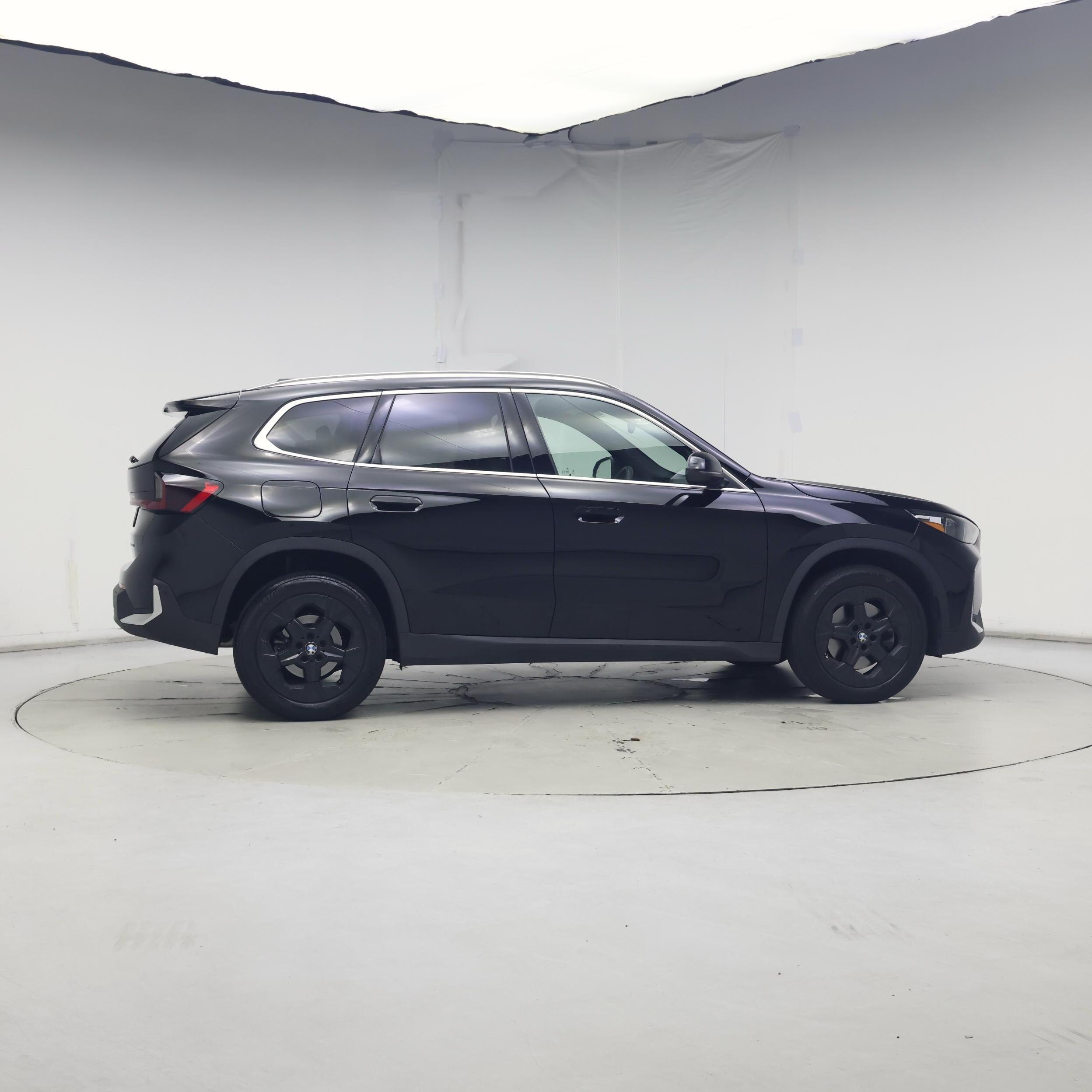 Thumbnail: 2023 BMW X1 - 7