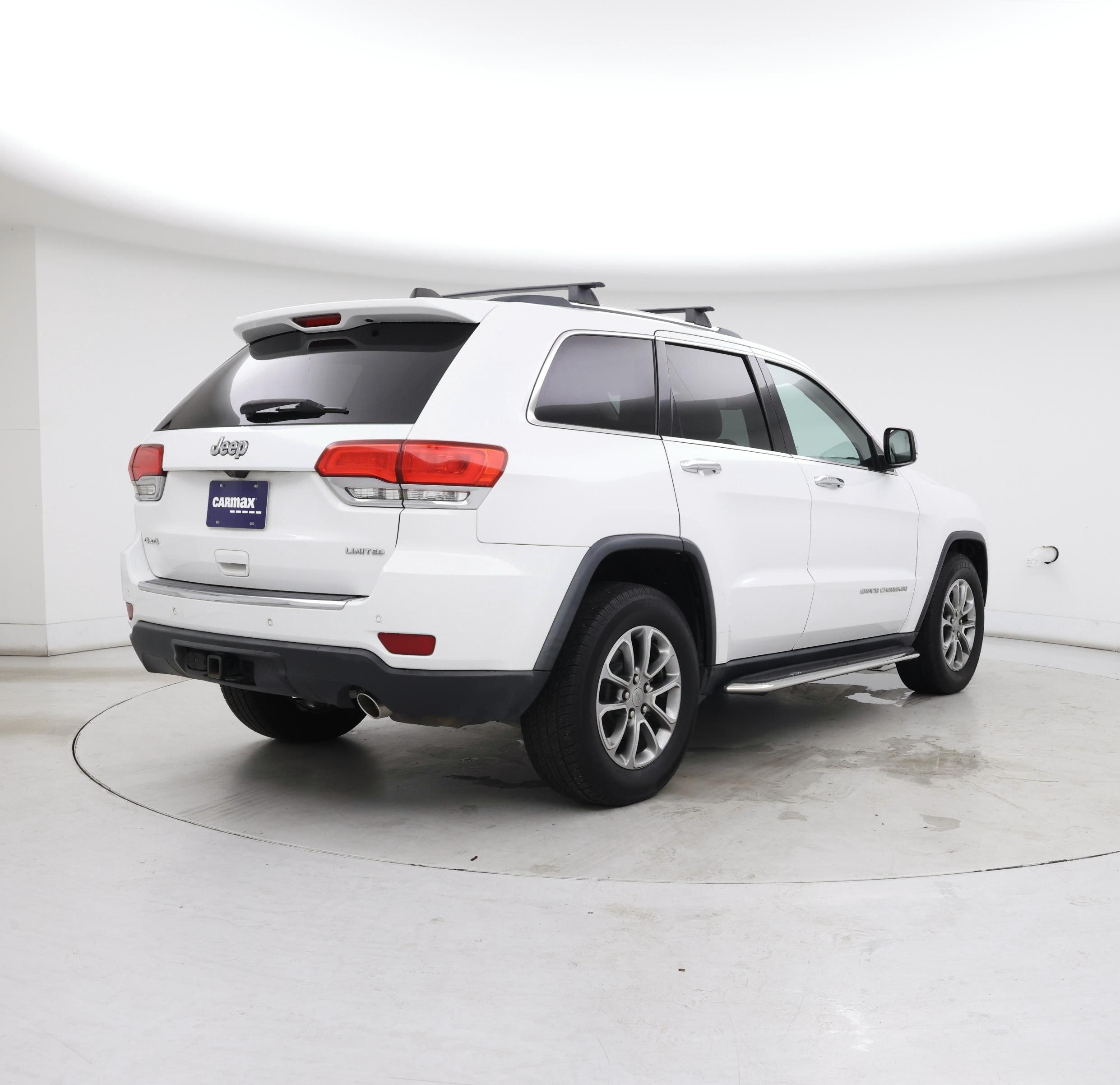 Thumbnail: 2015 Jeep Grand Cherokee - 8