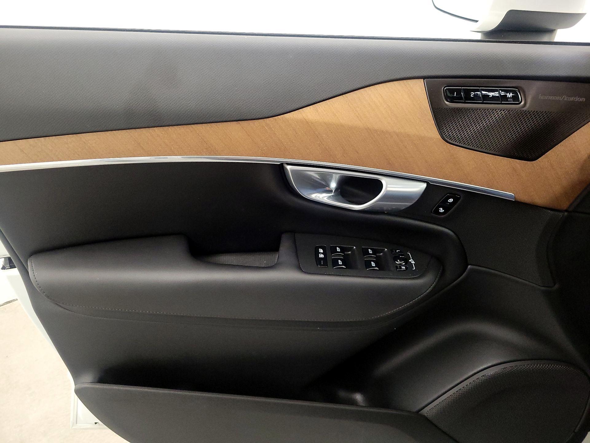 Thumbnail: 2024 Volvo XC90 - 12