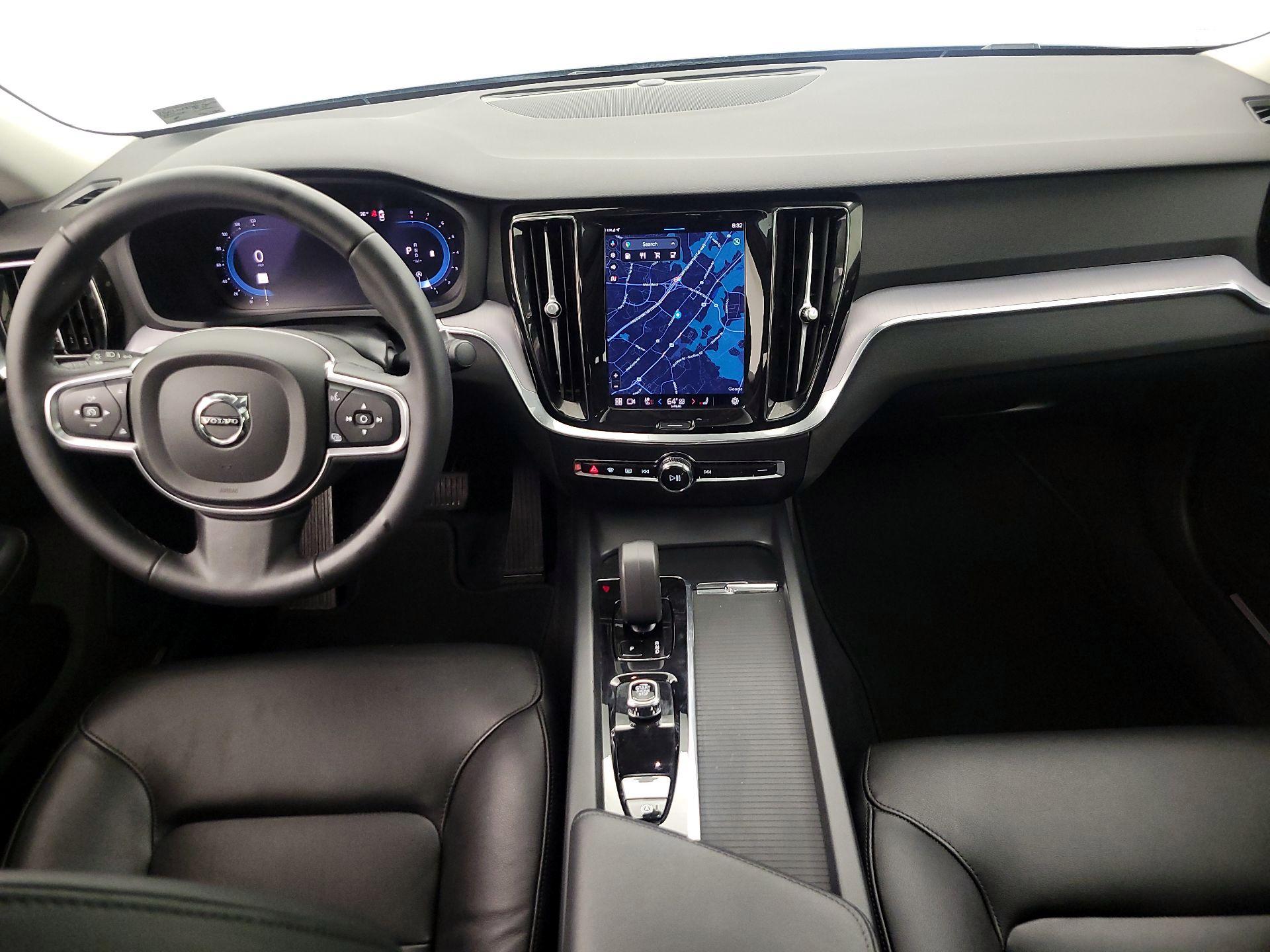 Thumbnail: 2024 Volvo S60 - 9