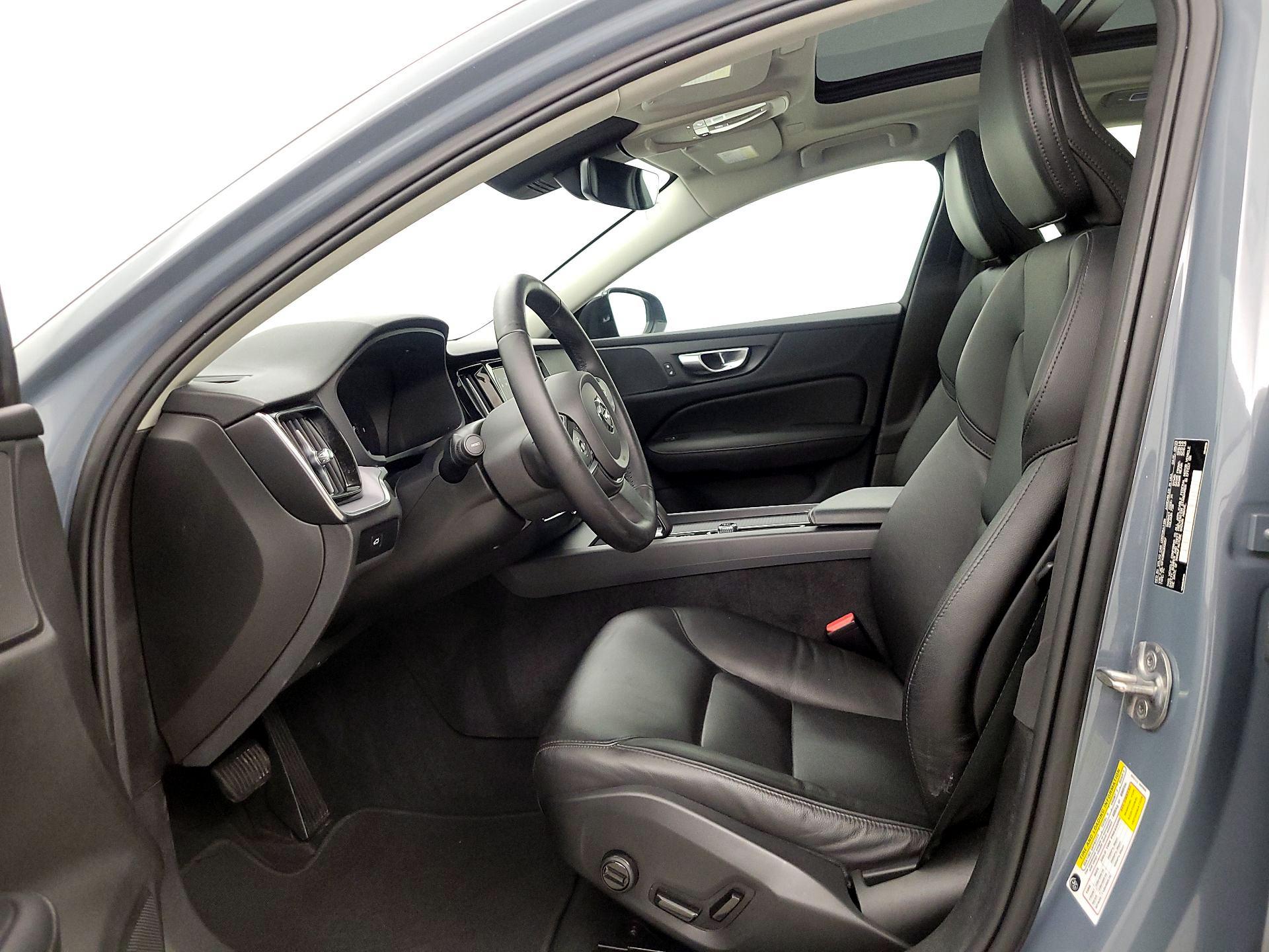 Thumbnail: 2024 Volvo S60 - 11