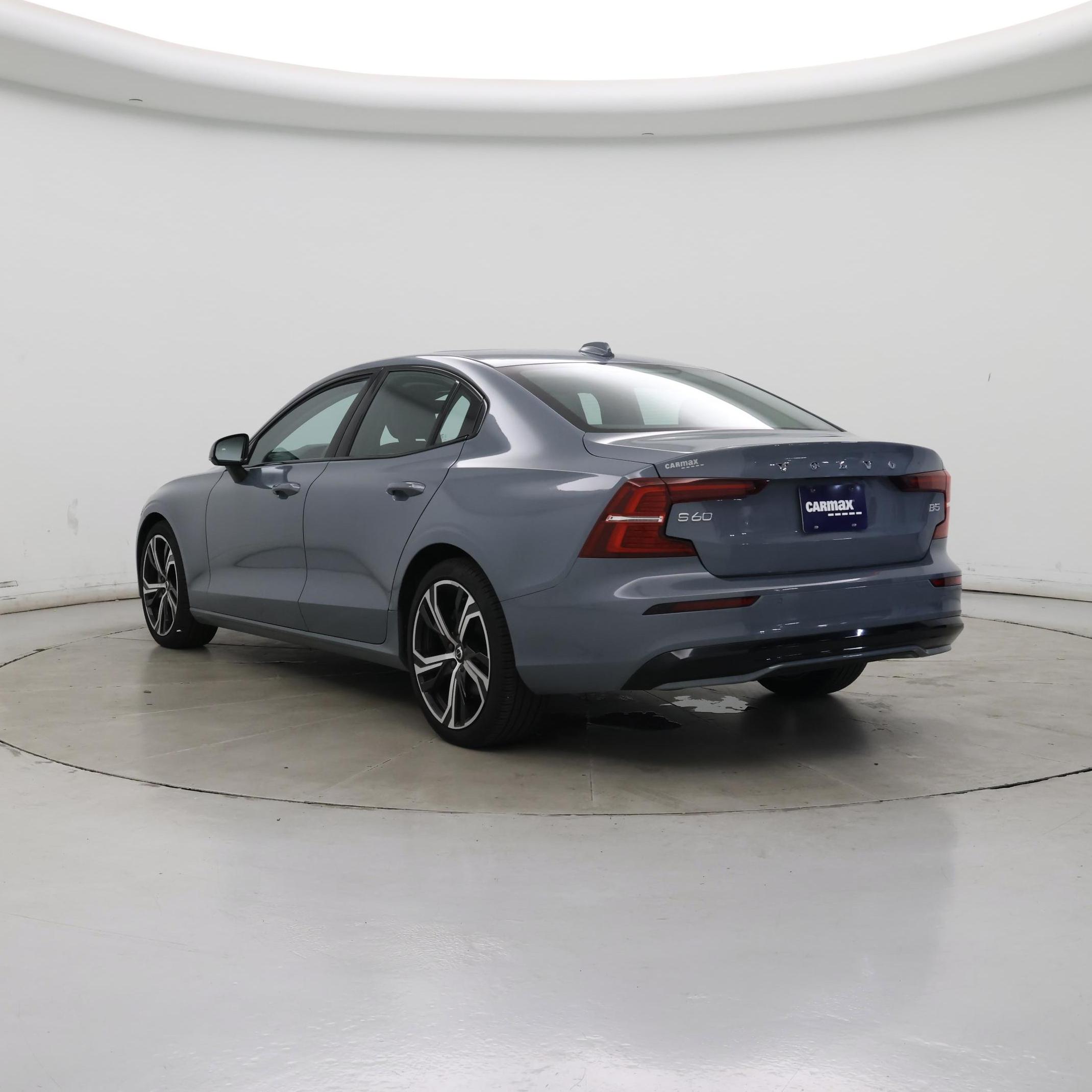 Thumbnail: 2024 Volvo S60 - 2