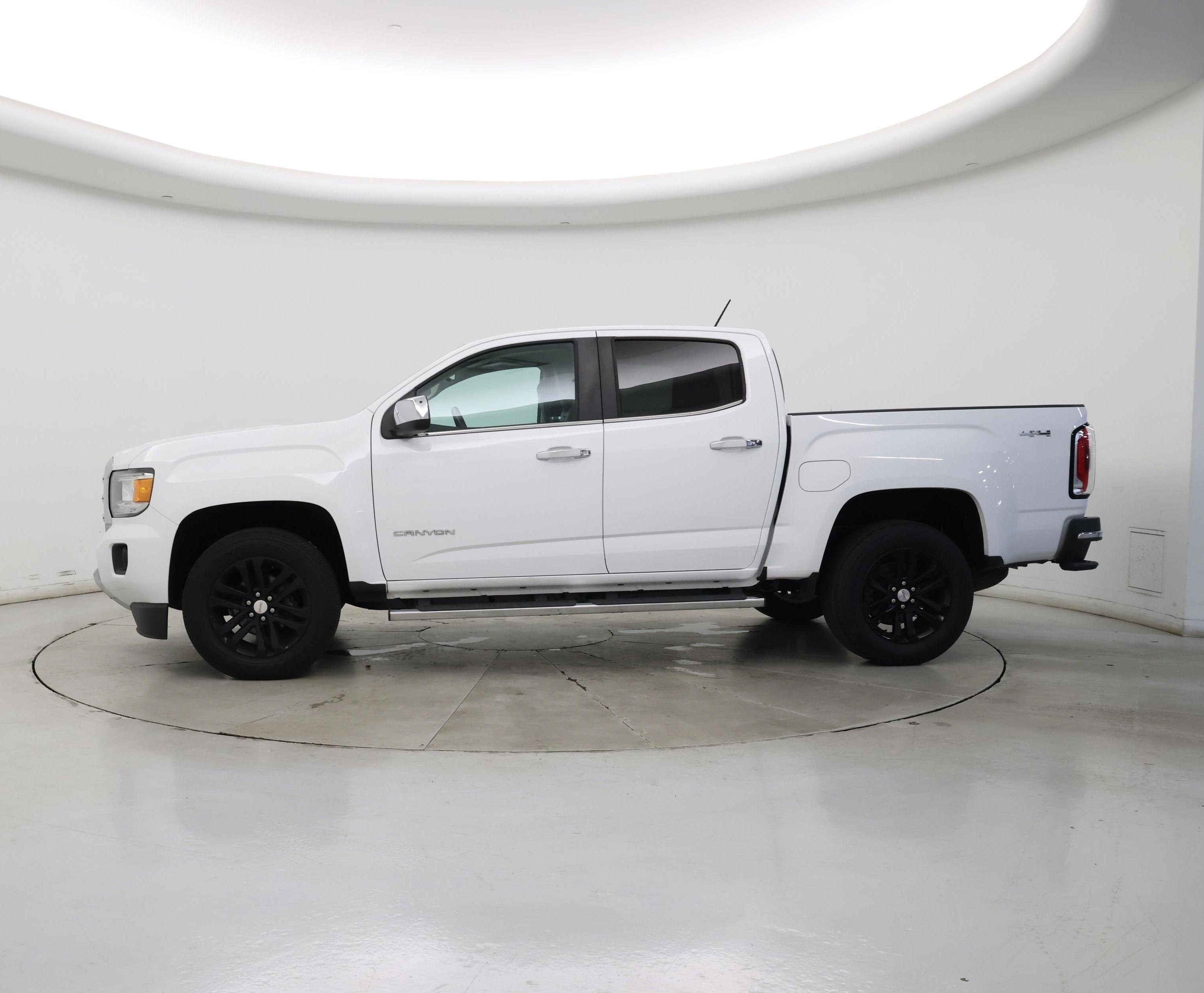 Thumbnail: 2018 GMC Canyon - 3