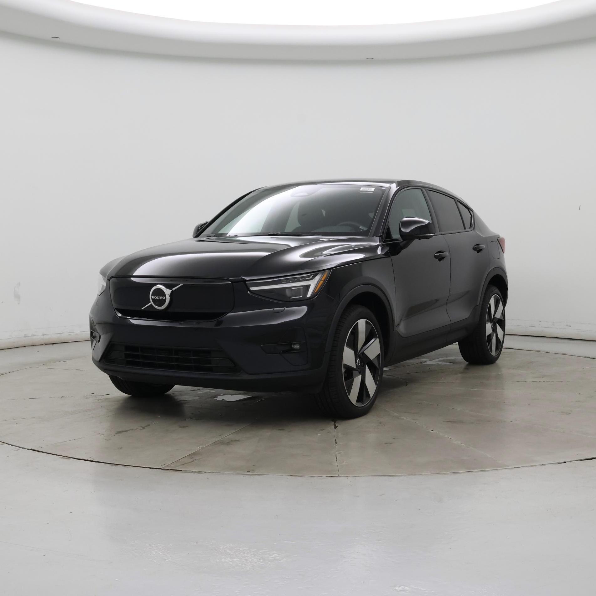 Thumbnail: 2023 Volvo C40 - 4