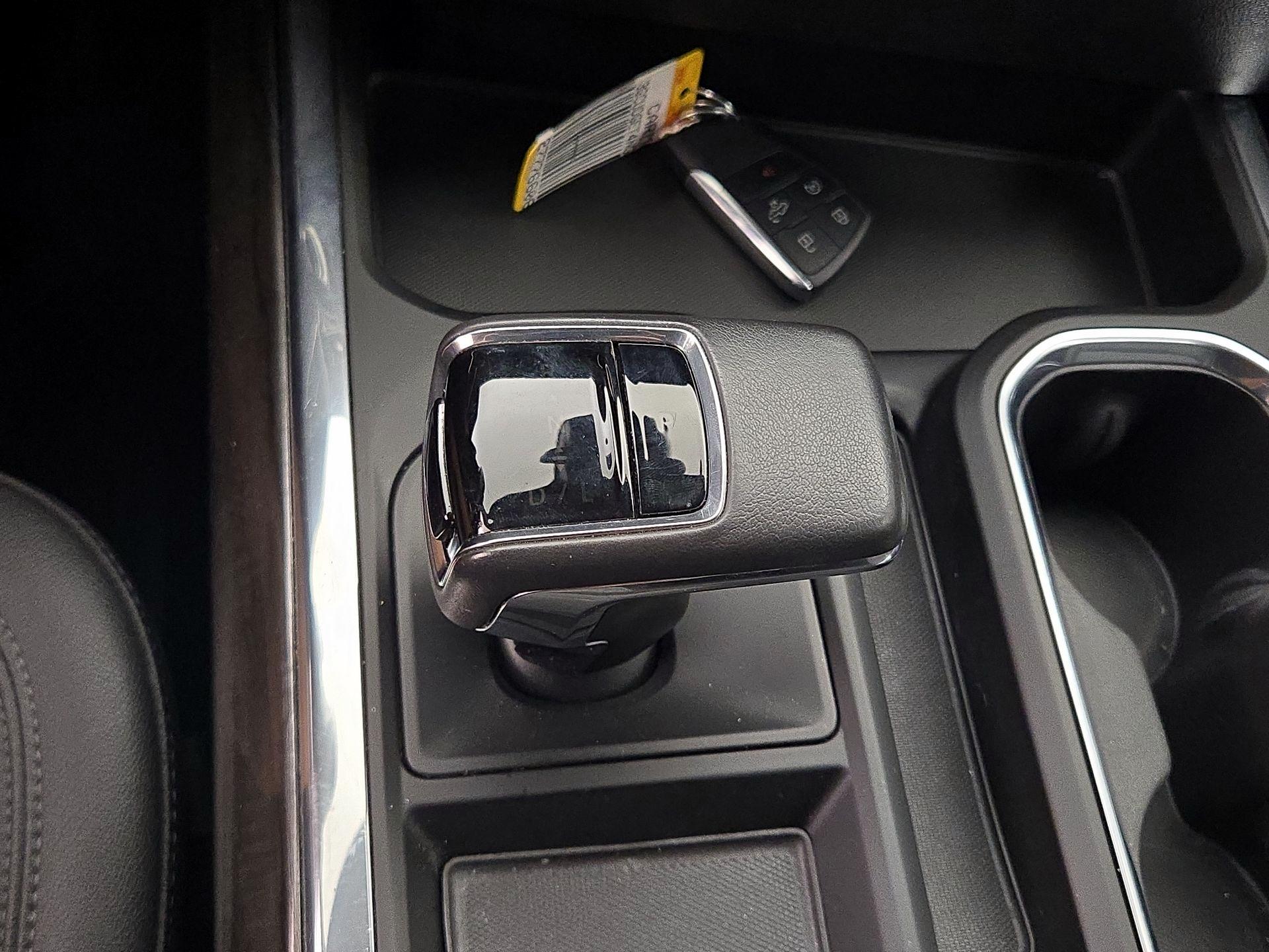 Thumbnail: 2022 Chevrolet Silverado 1500 - 17
