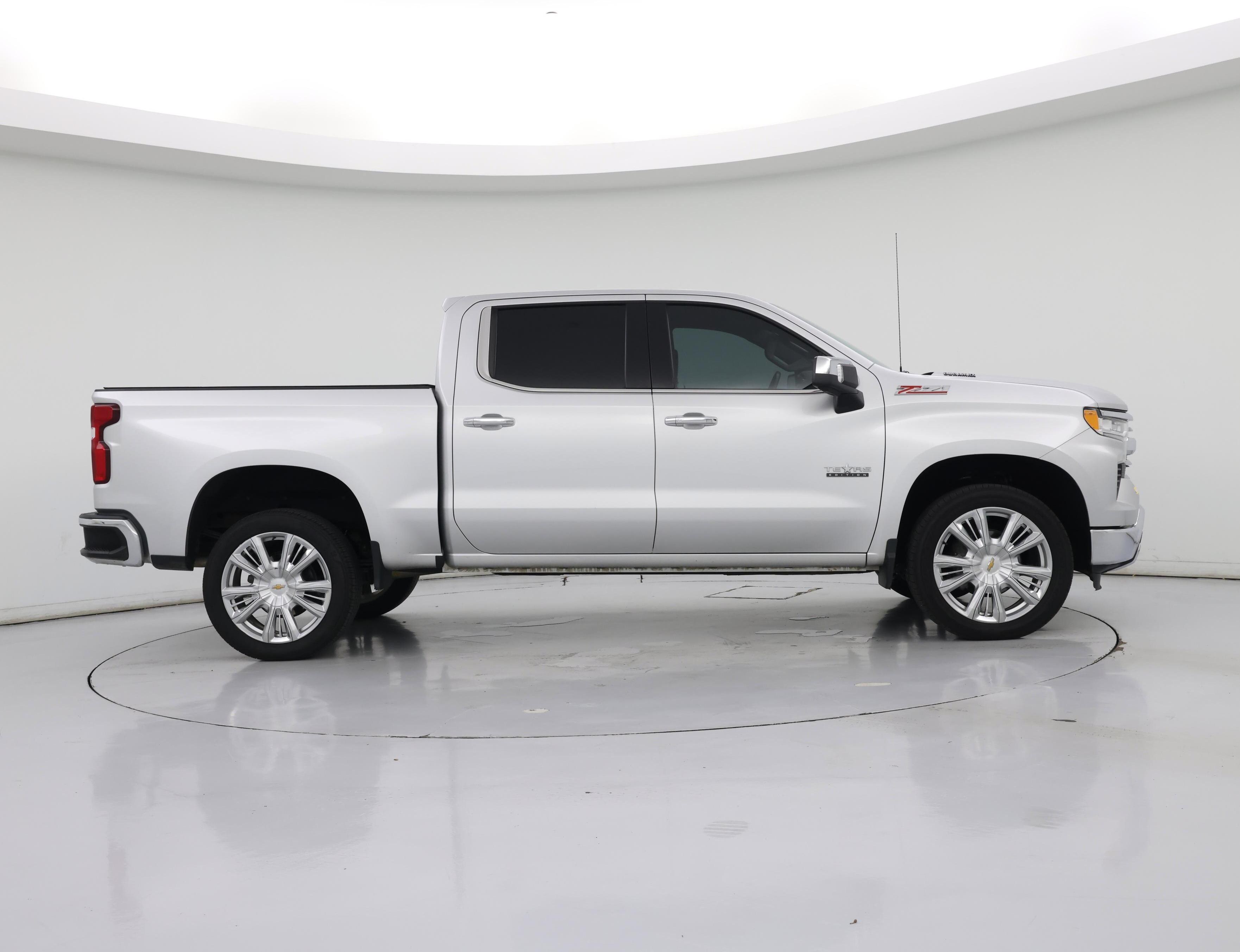 Thumbnail: 2022 Chevrolet Silverado 1500 - 7