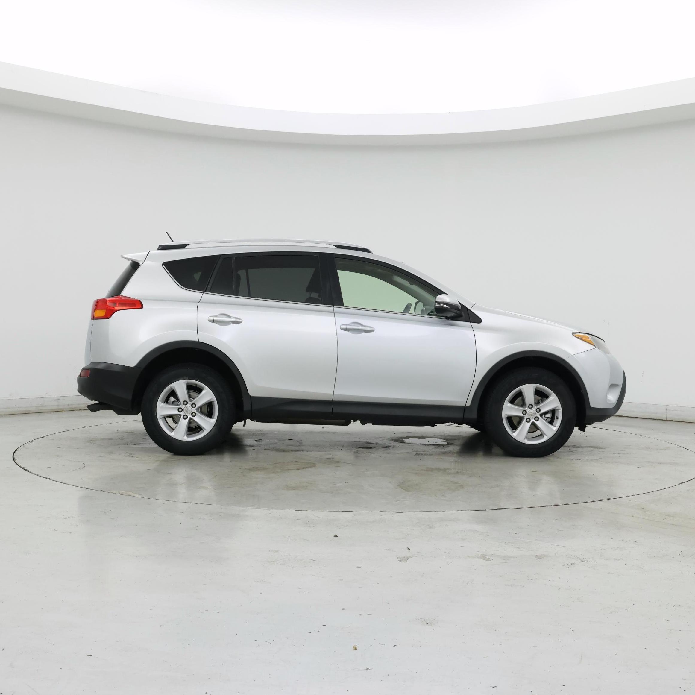 Thumbnail: 2013 Toyota RAV4 - 7