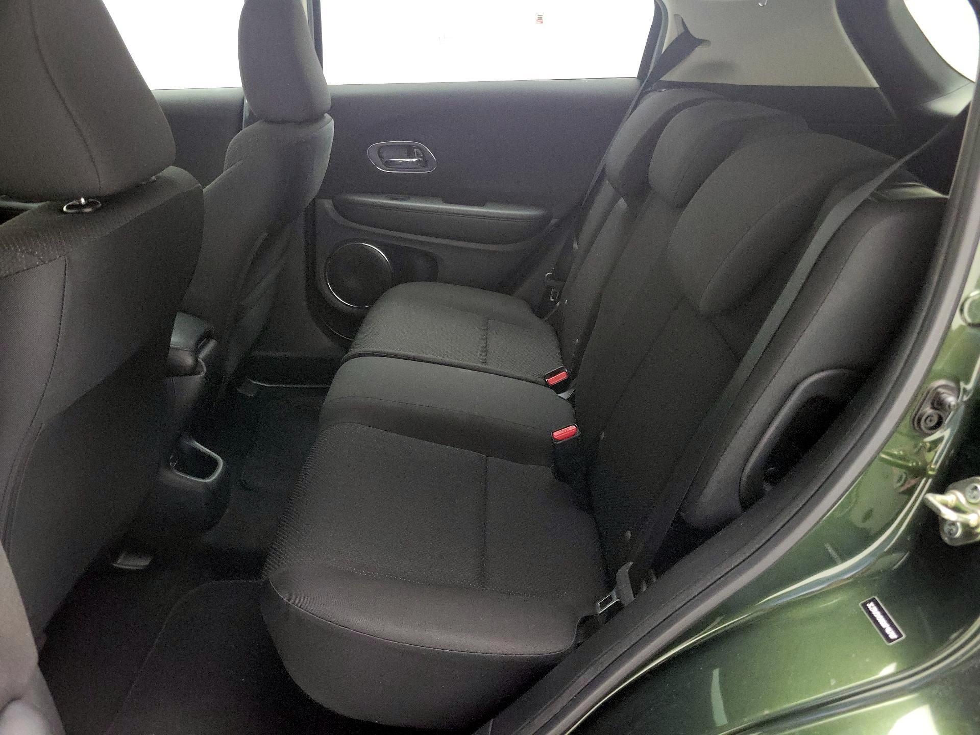 Thumbnail: 2016 Honda HR-V - 20