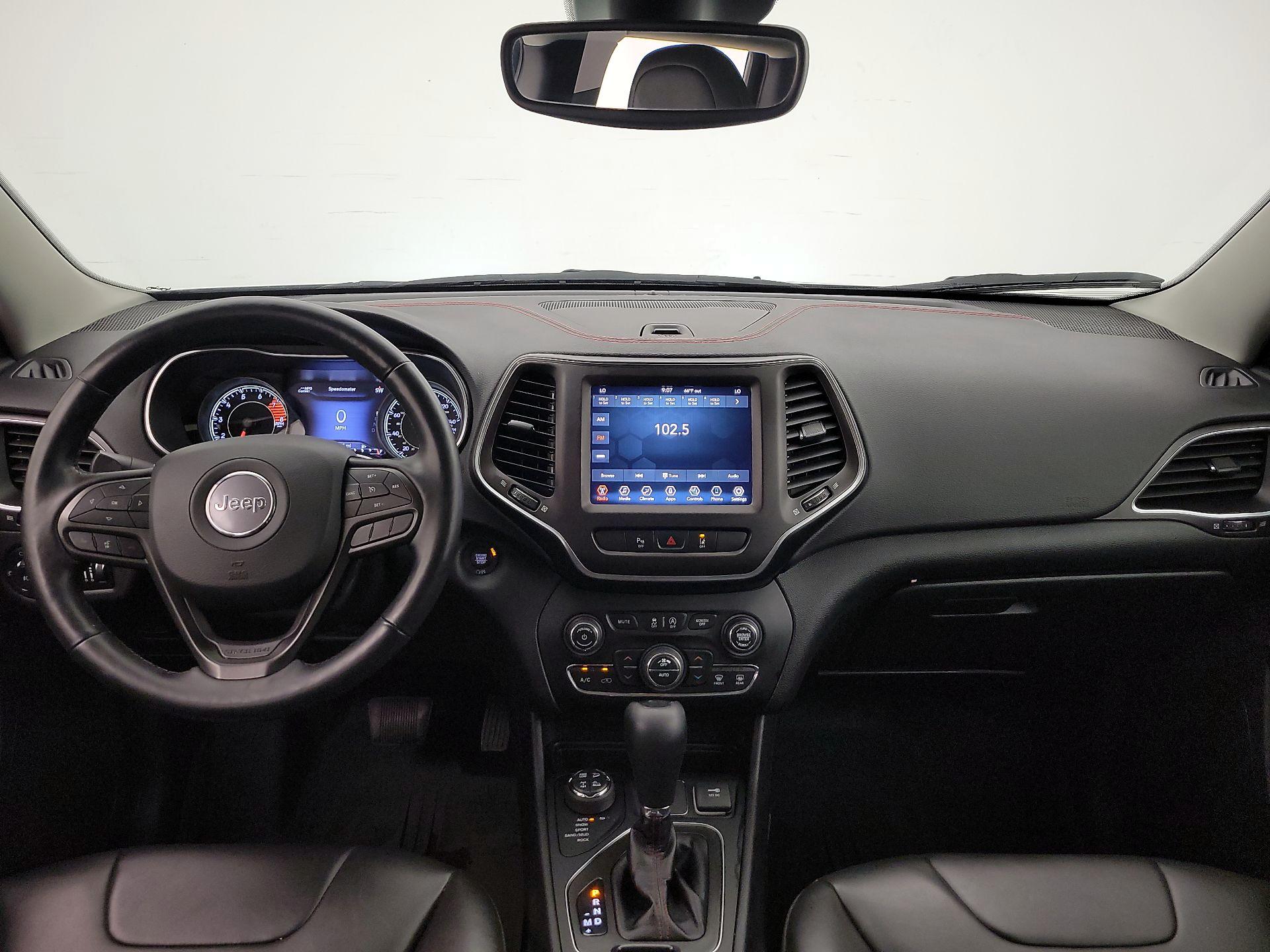 Thumbnail: 2021 Jeep Cherokee - 9
