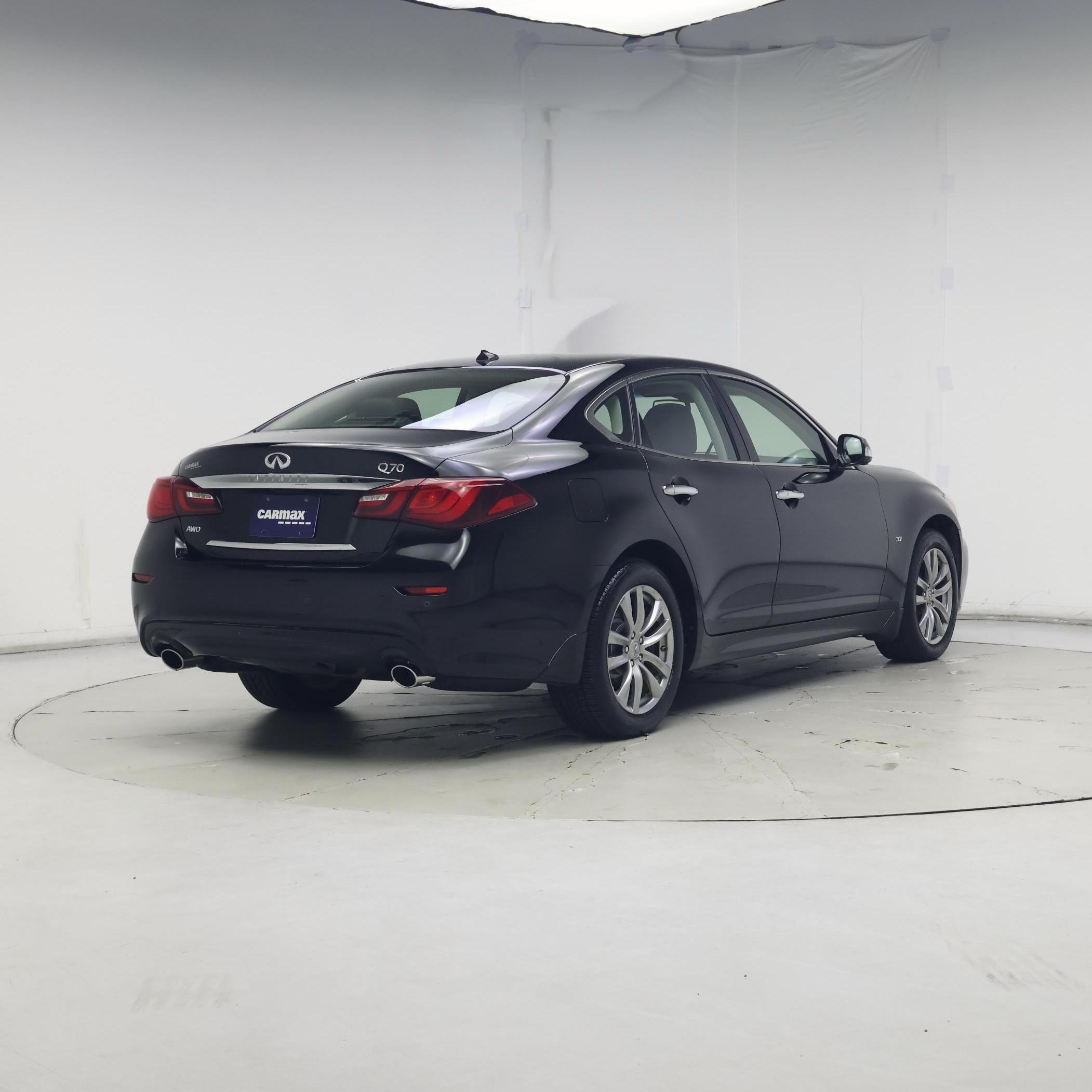 Thumbnail: 2016 INFINITI Q70 - 8