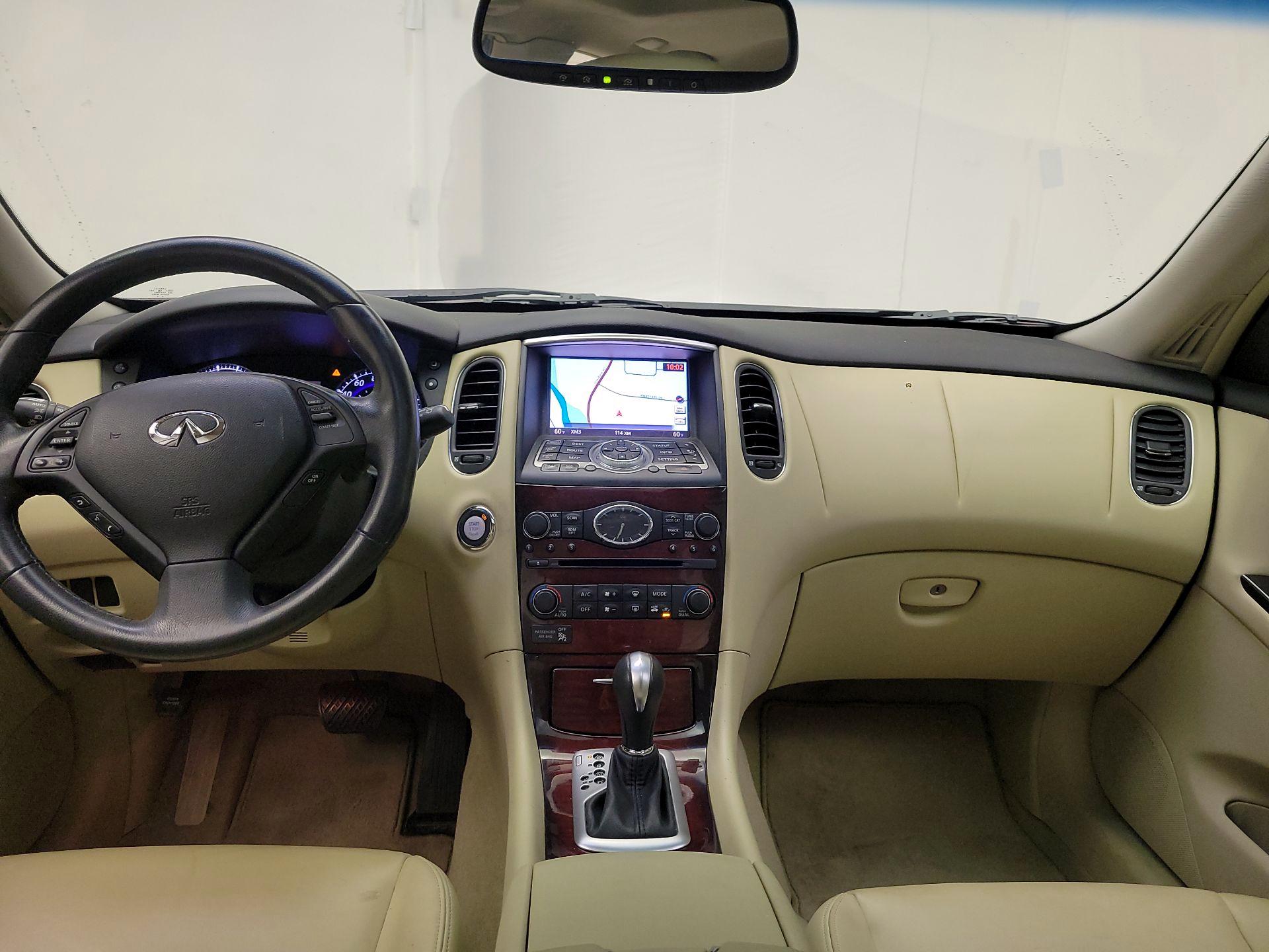 Thumbnail: 2016 INFINITI QX50 - 9