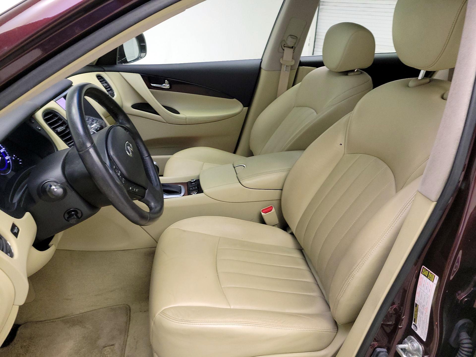 Thumbnail: 2016 INFINITI QX50 - 11