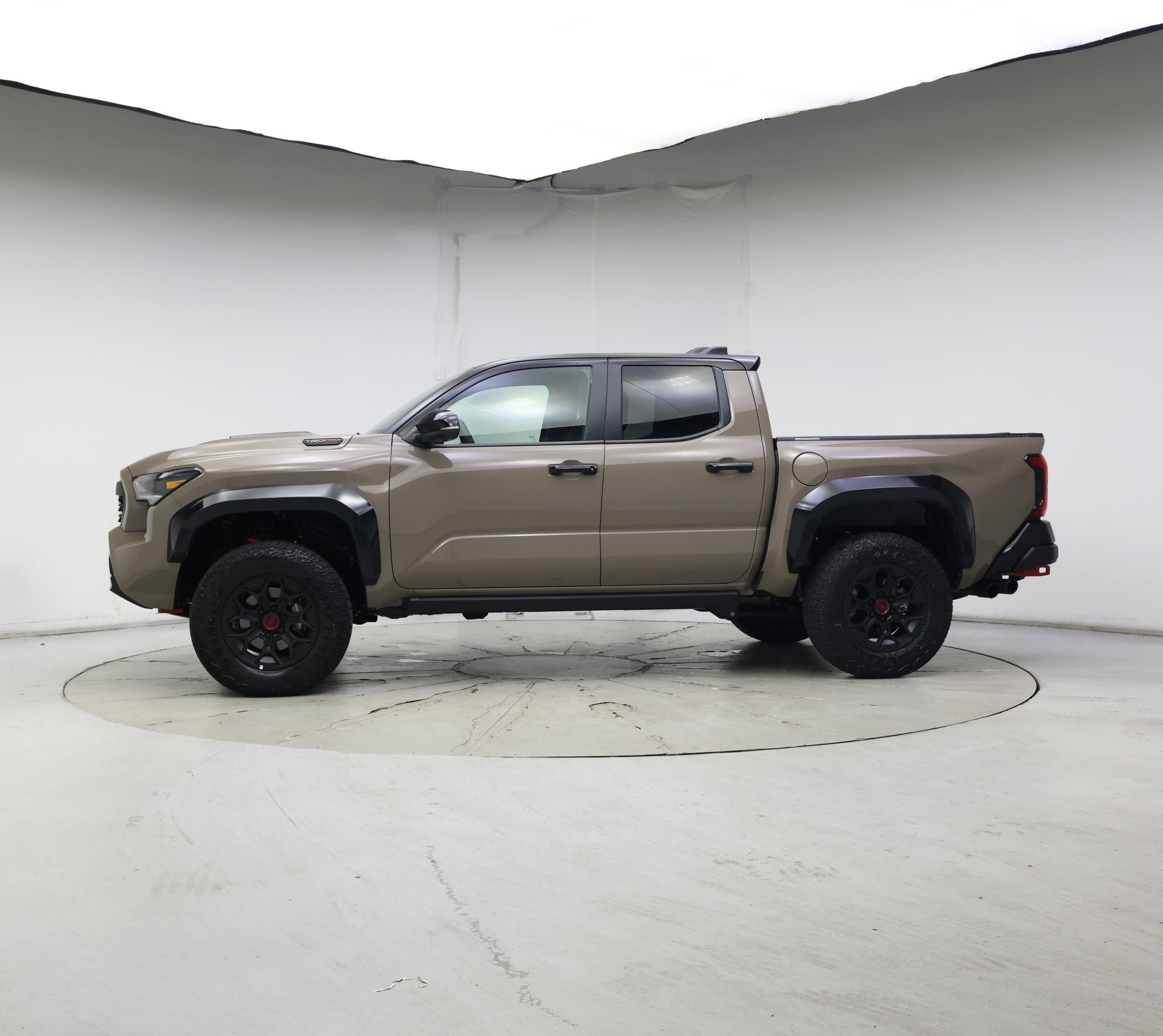 Thumbnail: 2025 Toyota Tacoma - 3
