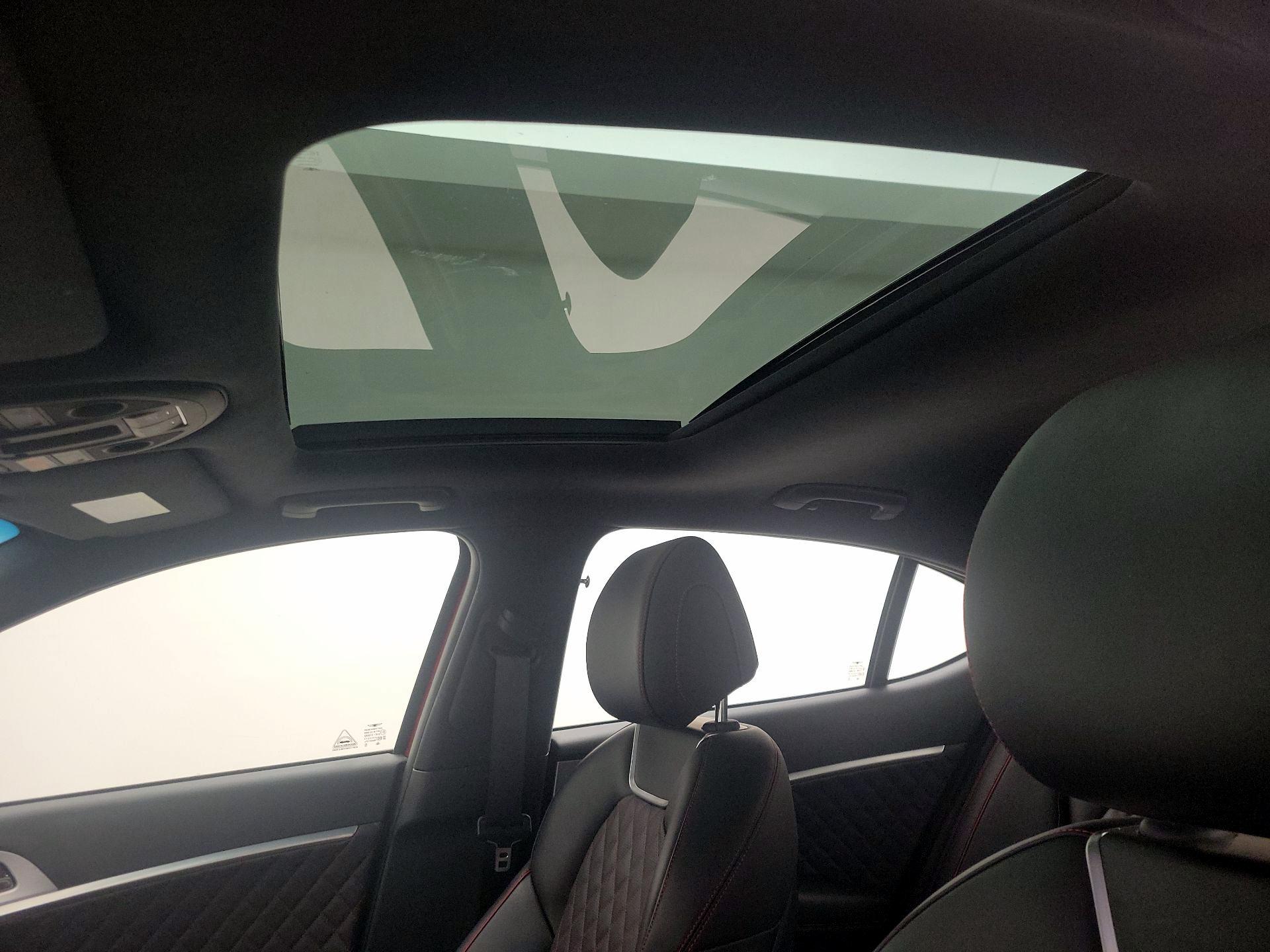 Thumbnail: 2021 Genesis G70 - 20