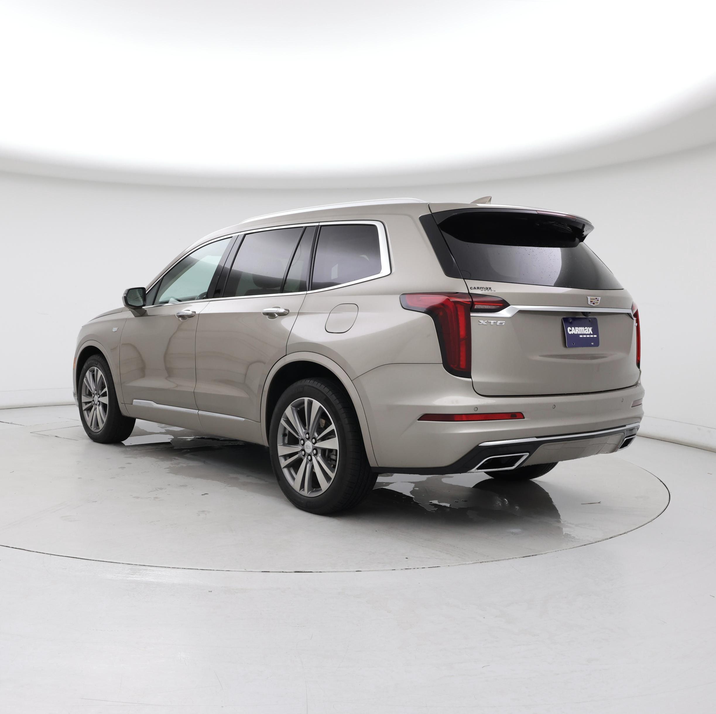 Thumbnail: 2022 Cadillac XT6 - 2