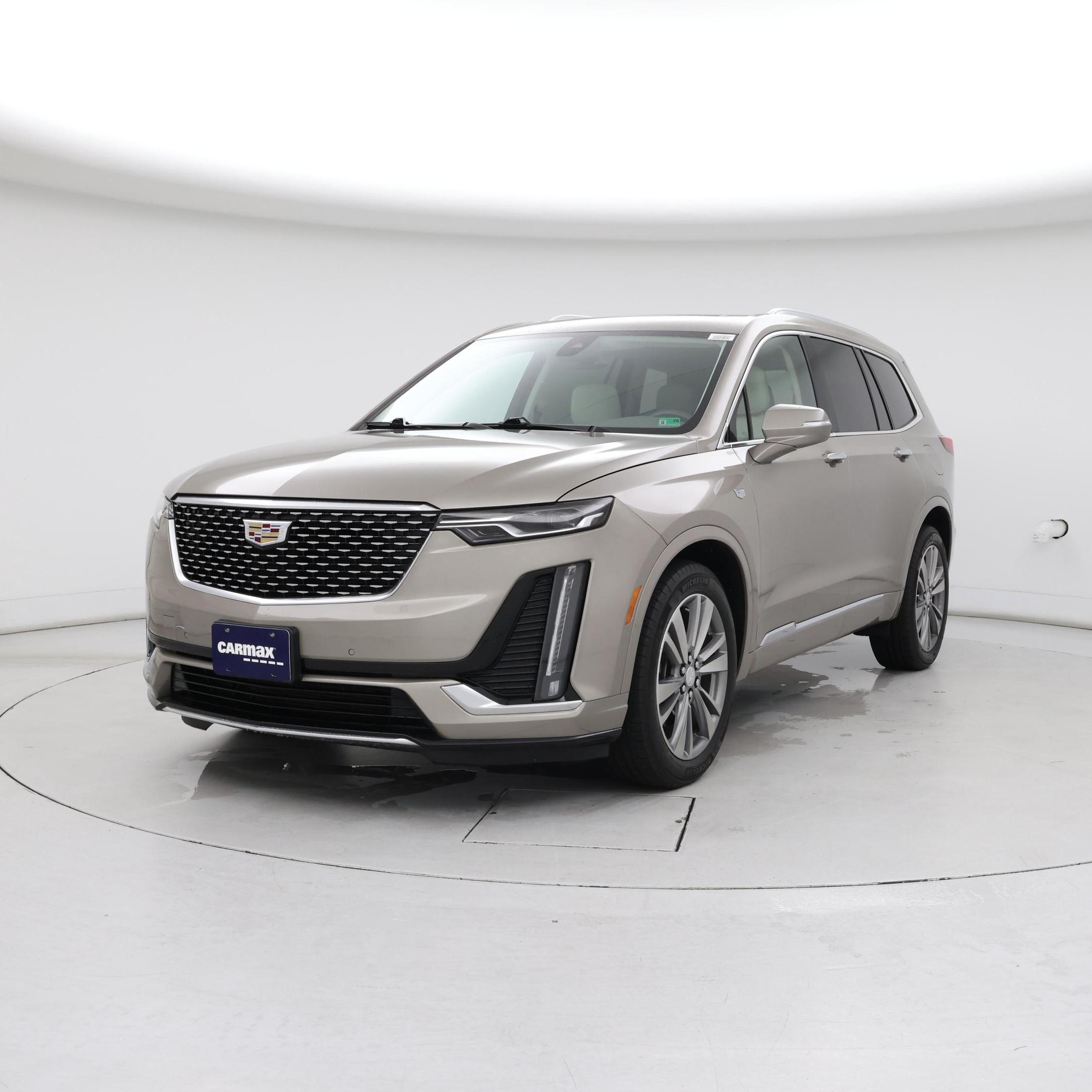 Thumbnail: 2022 Cadillac XT6 - 4