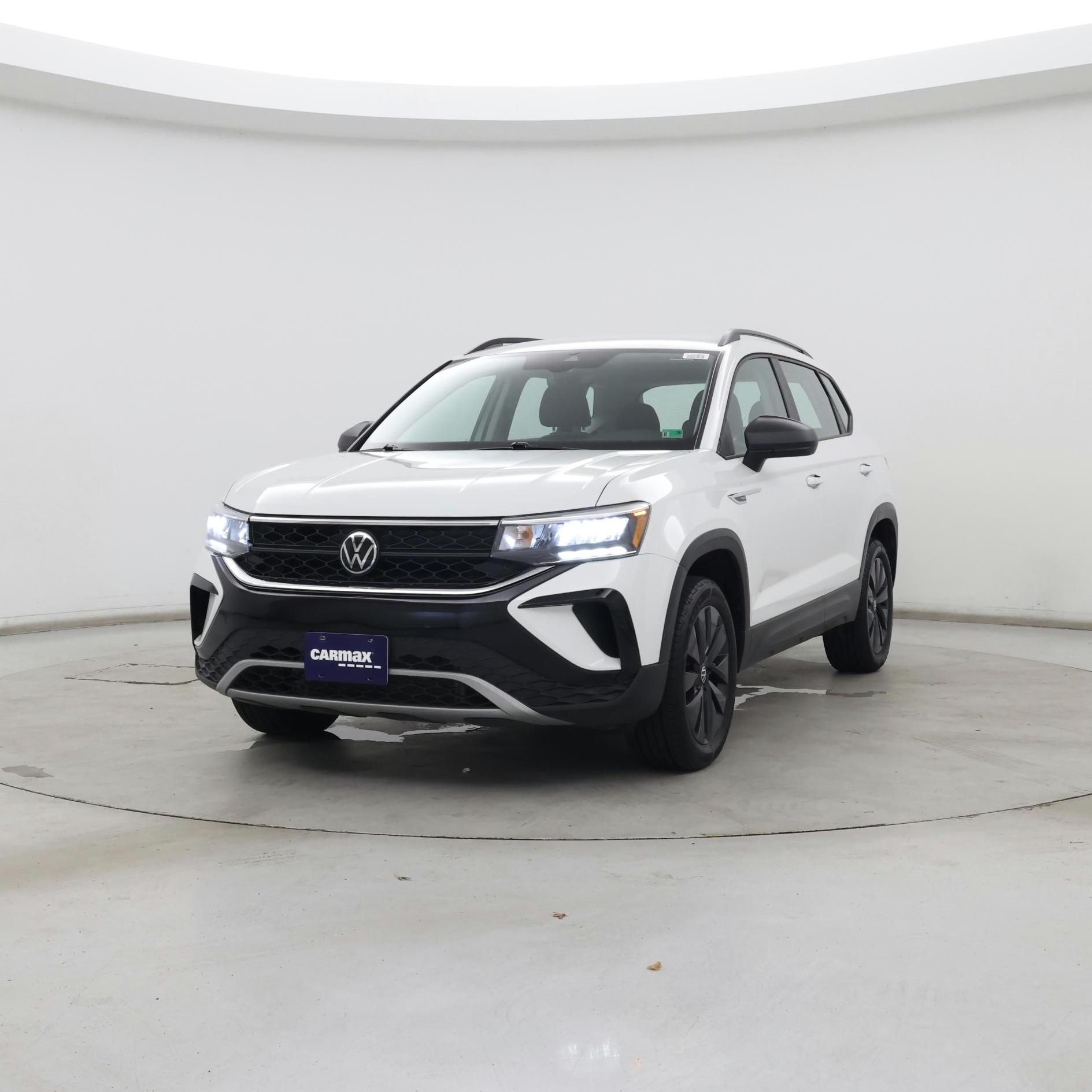 Thumbnail: 2024 Volkswagen Taos - 4