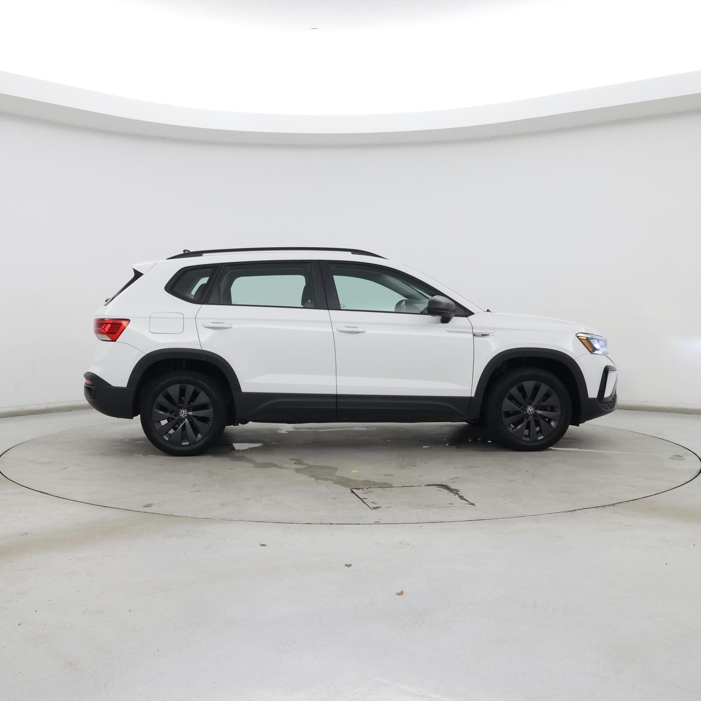 Thumbnail: 2024 Volkswagen Taos - 7
