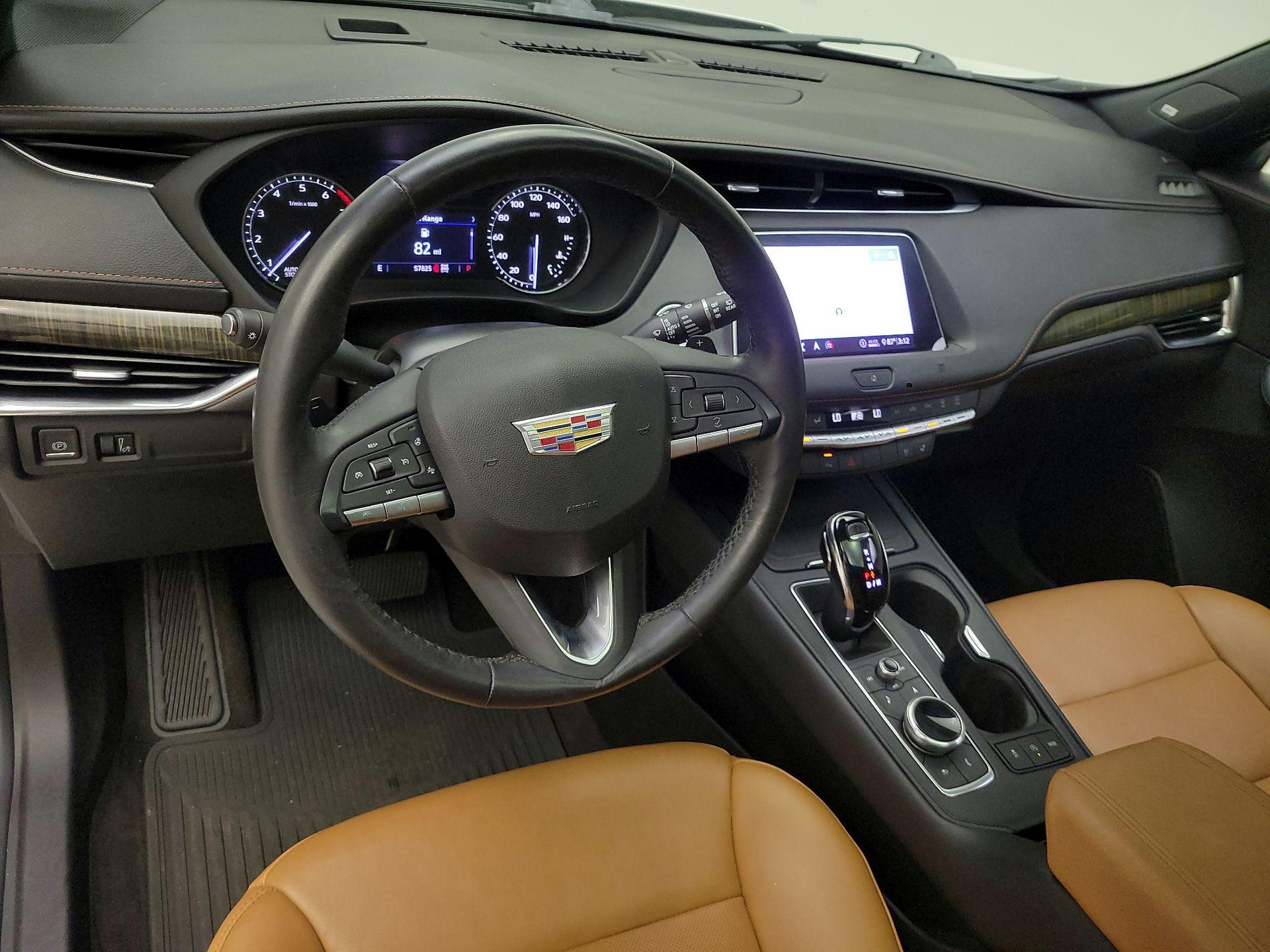 Thumbnail: 2020 Cadillac XT4 - 9