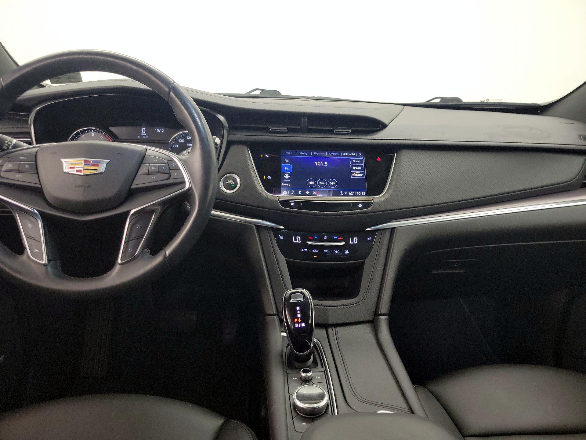 Thumbnail: 2022 Cadillac XT5 - 9