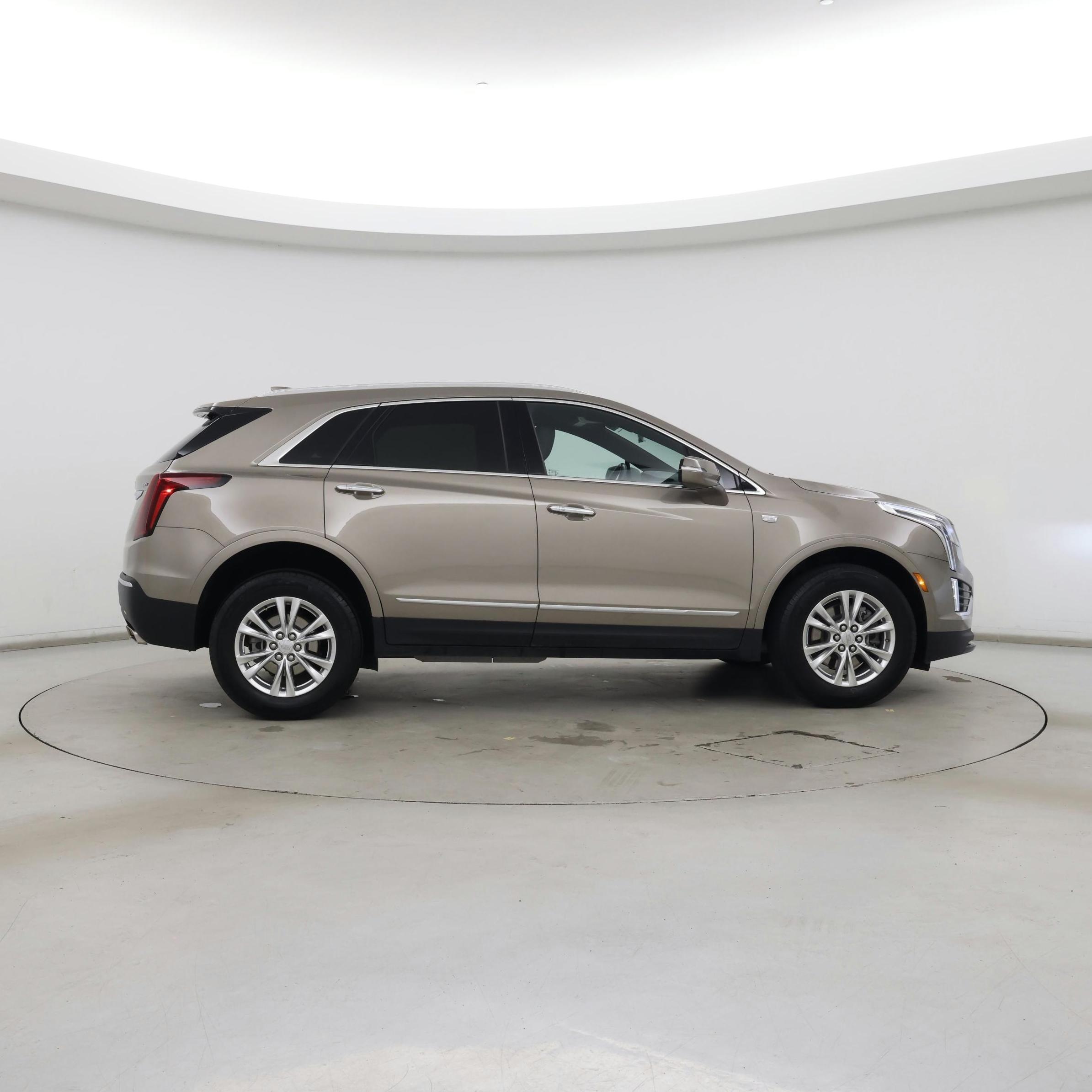 Thumbnail: 2022 Cadillac XT5 - 7