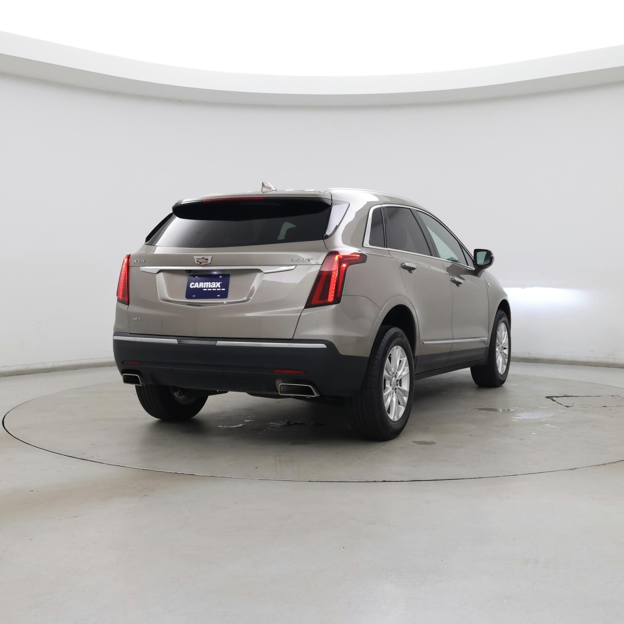 Thumbnail: 2022 Cadillac XT5 - 8
