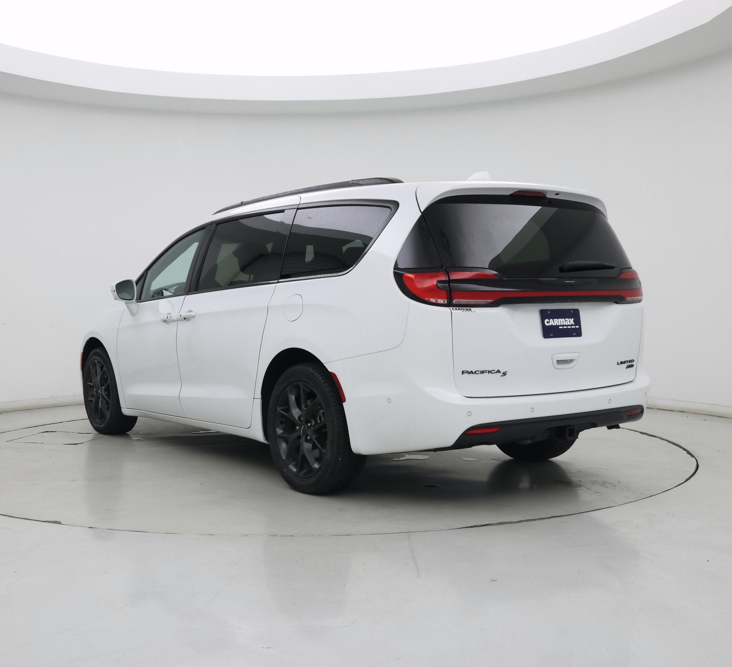 Thumbnail: 2022 Chrysler Pacifica - 2