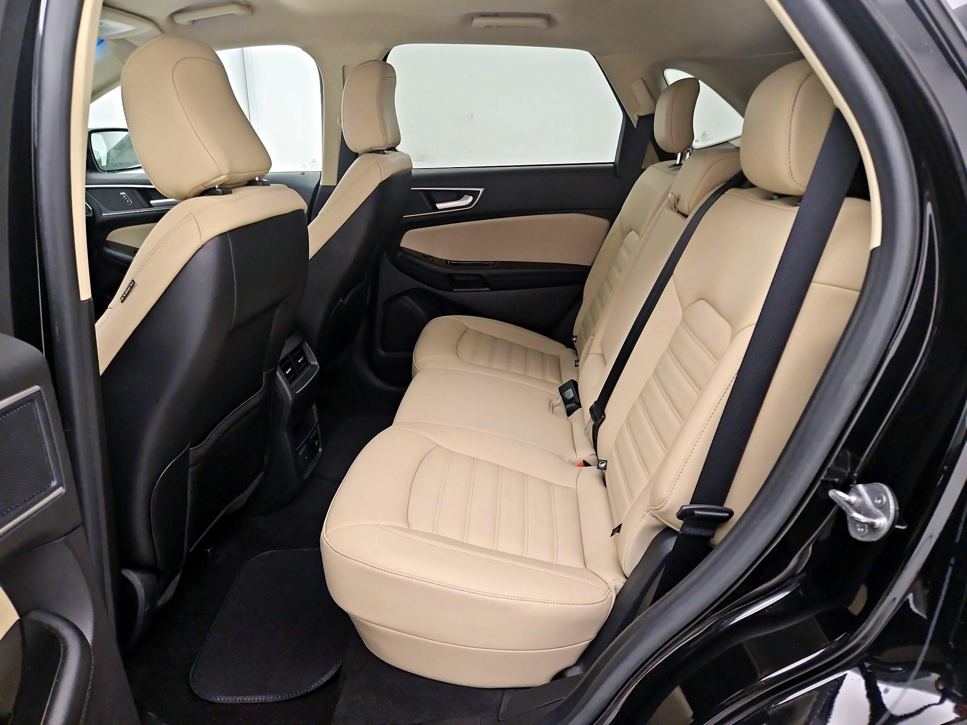 Thumbnail: 2020 Ford Edge - 20