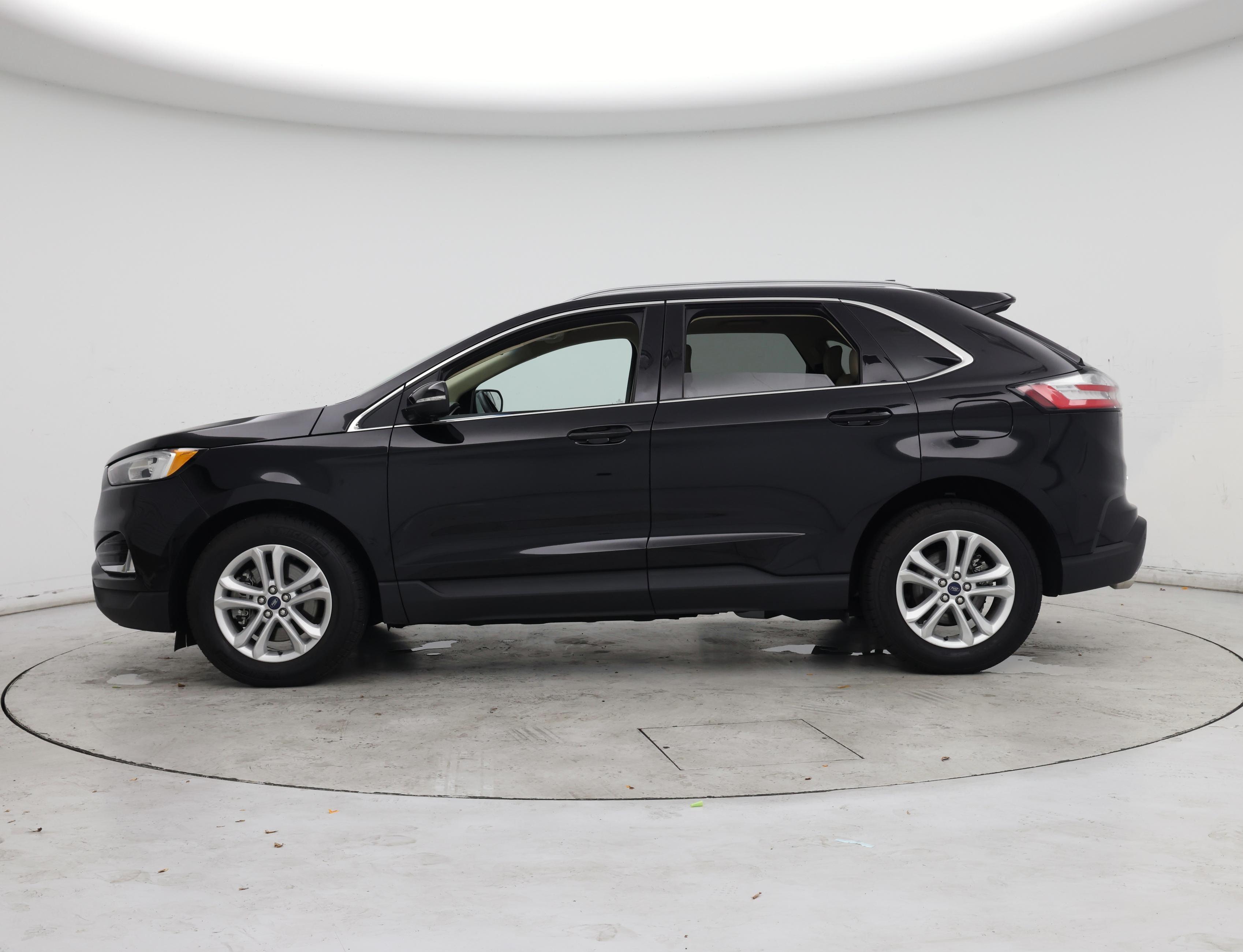 Thumbnail: 2020 Ford Edge - 3
