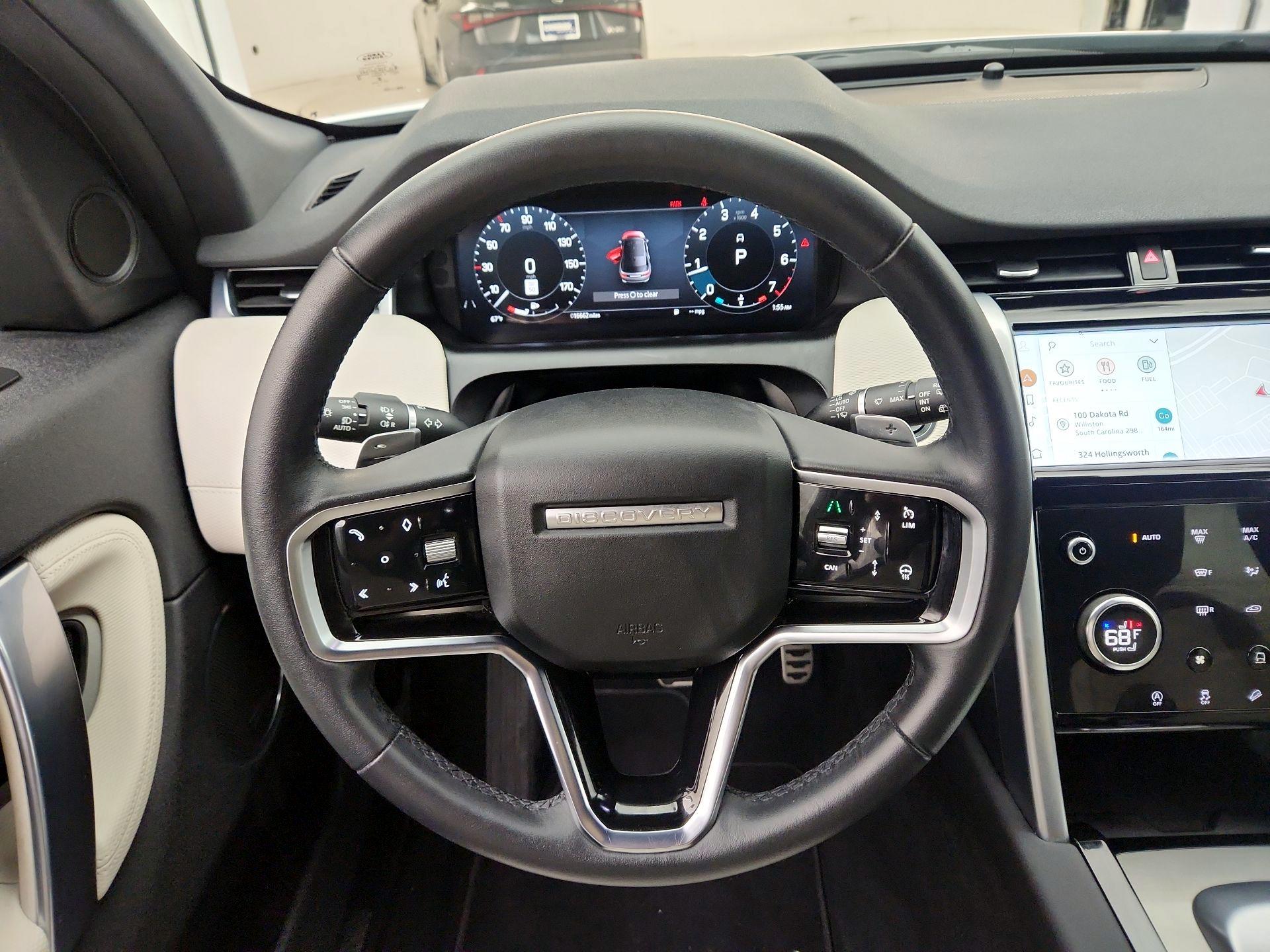 Thumbnail: 2023 Land Rover Discovery Sport - 10