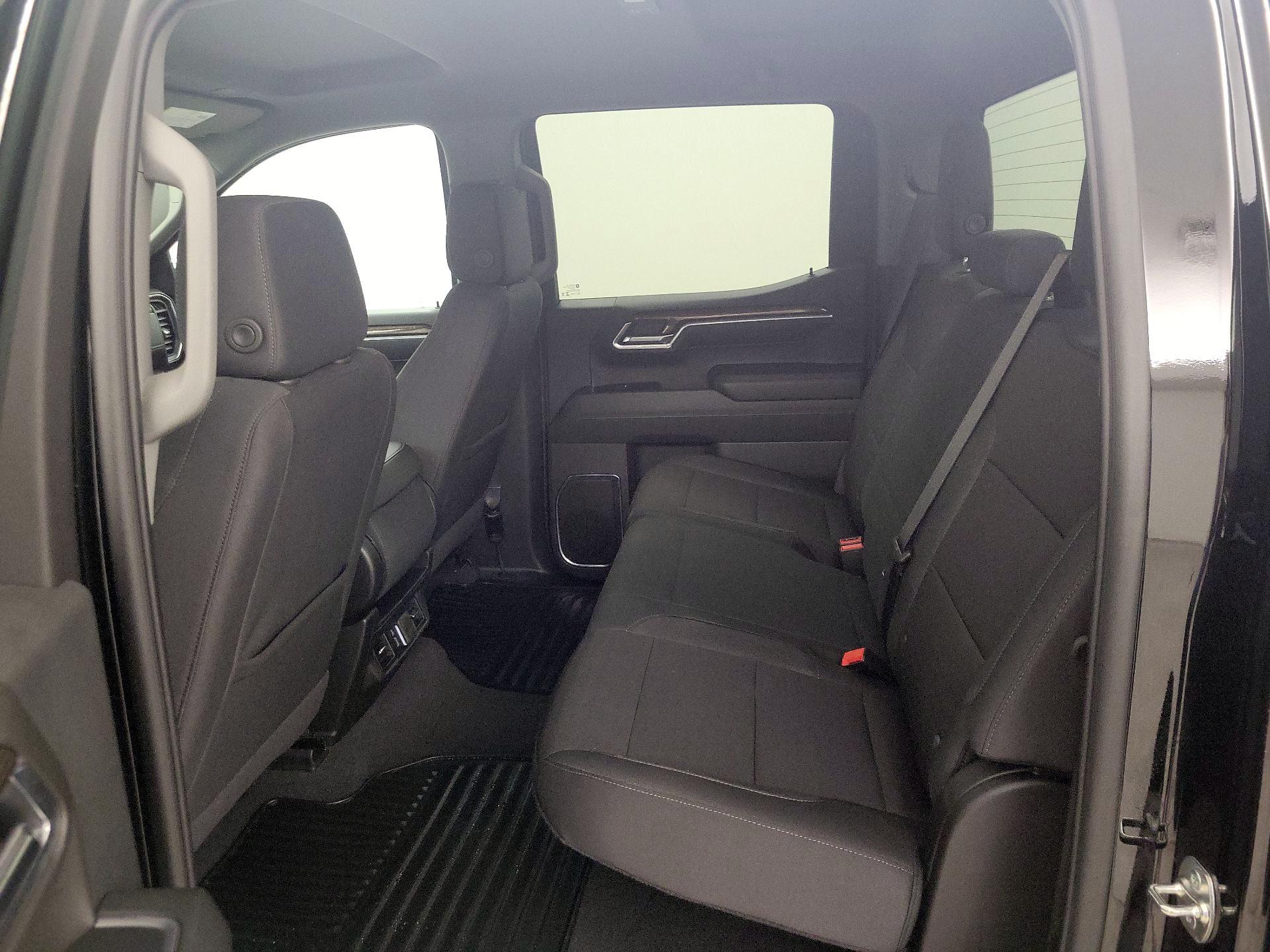Thumbnail: 2025 Chevrolet Silverado 1500 - 19