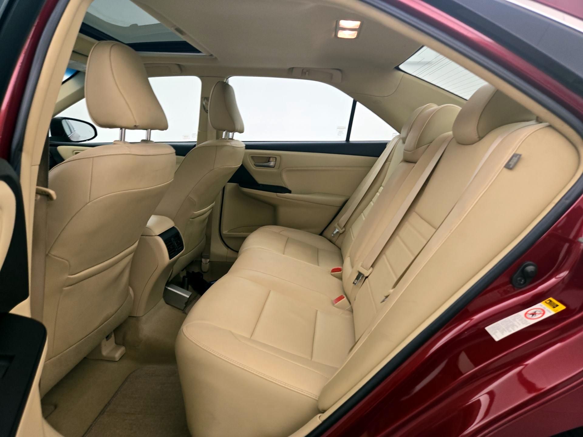 Thumbnail: 2016 Toyota Camry - 20