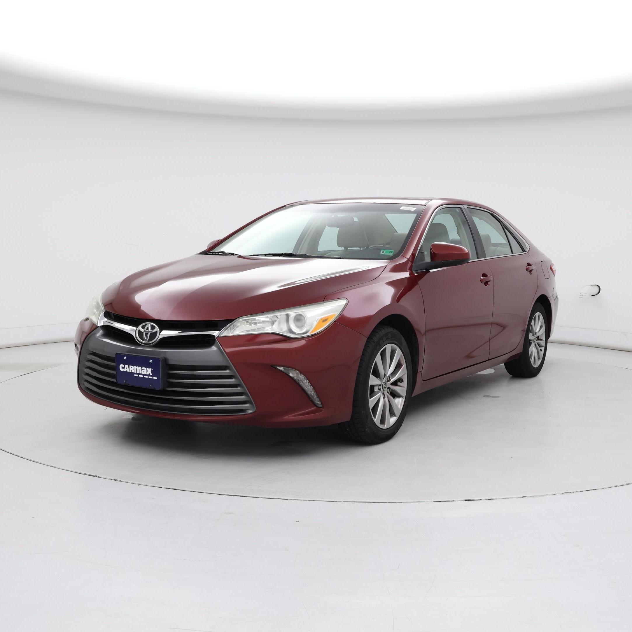Thumbnail: 2016 Toyota Camry - 4