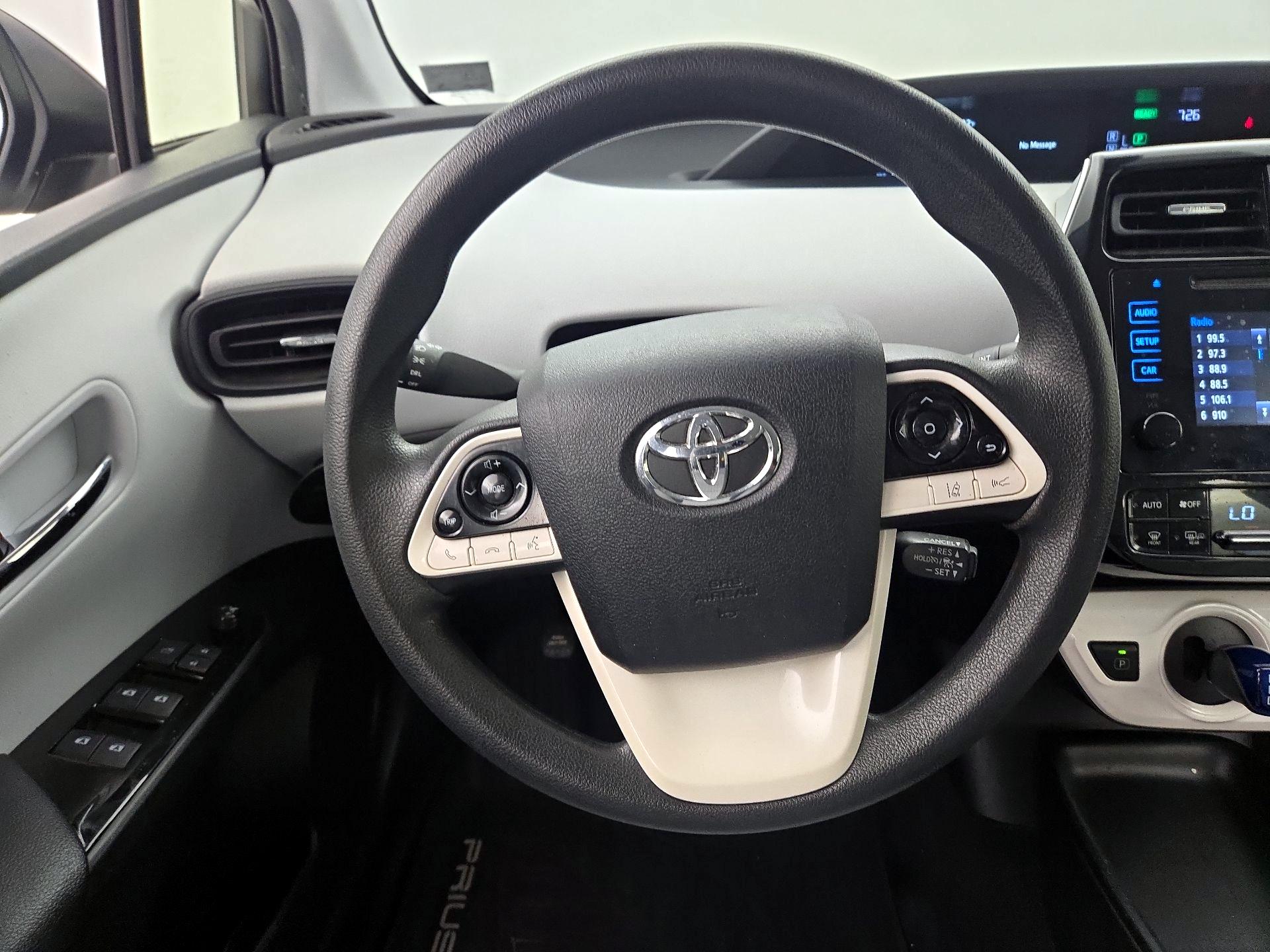 Thumbnail: 2018 Toyota Prius - 10