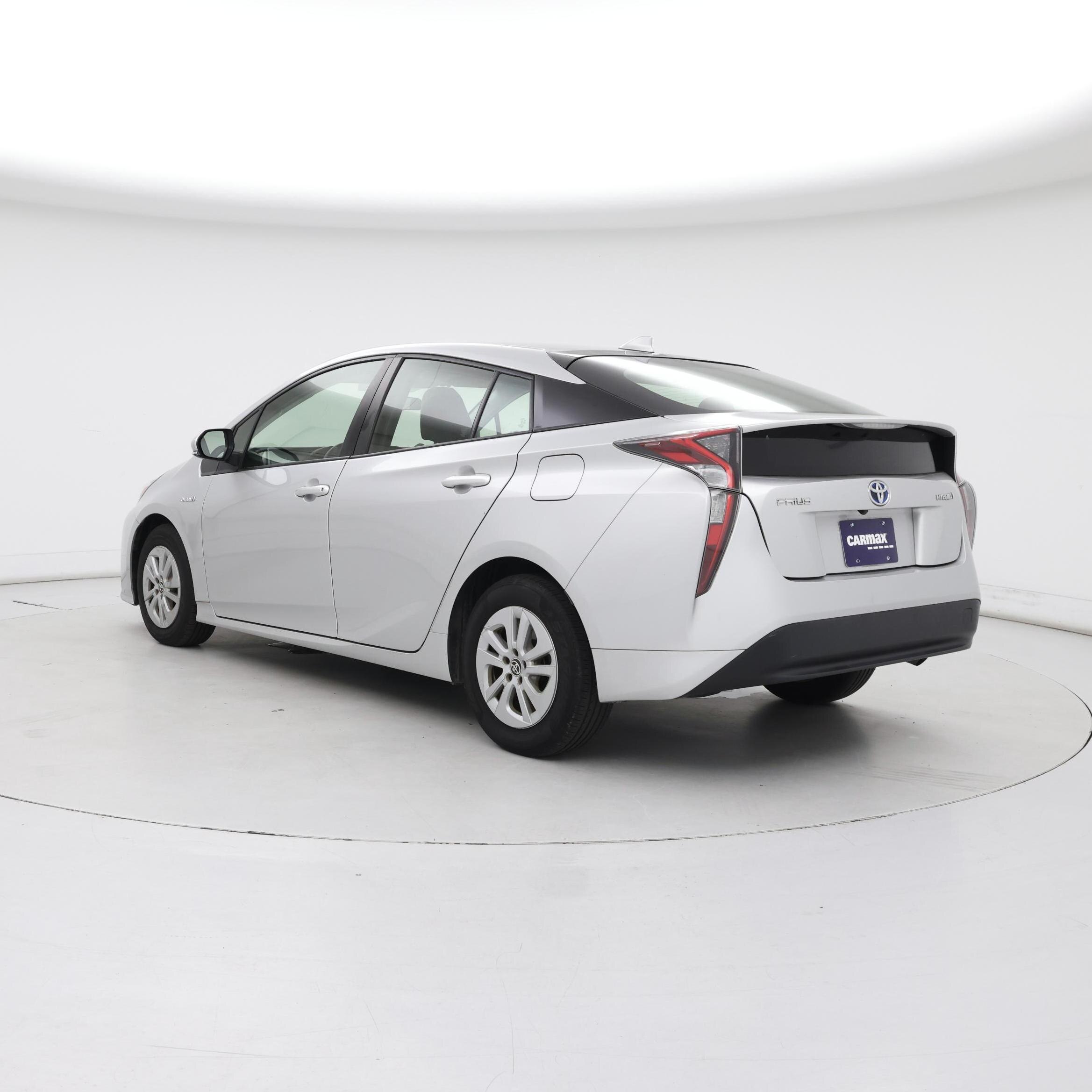 Thumbnail: 2018 Toyota Prius - 2