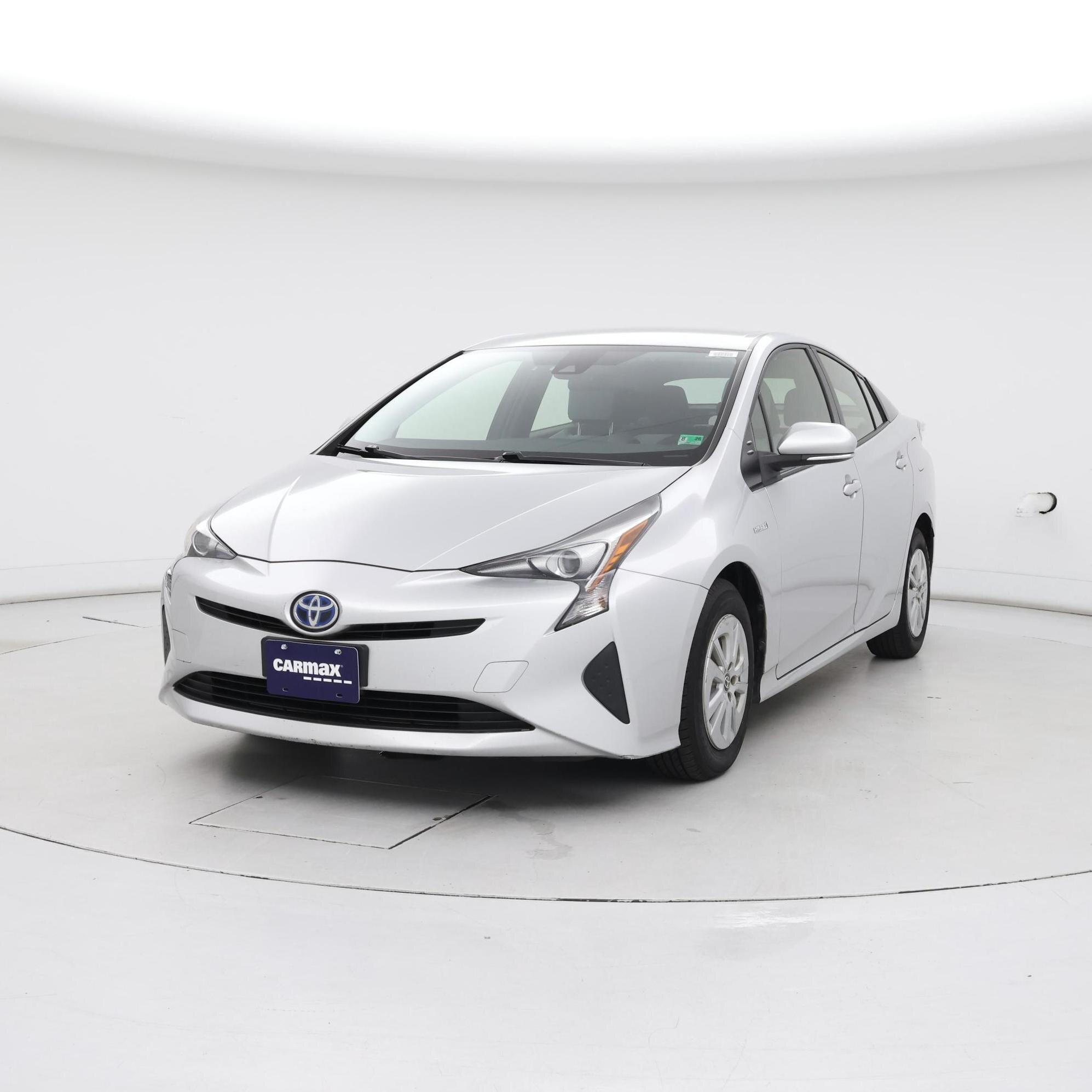 Thumbnail: 2018 Toyota Prius - 4