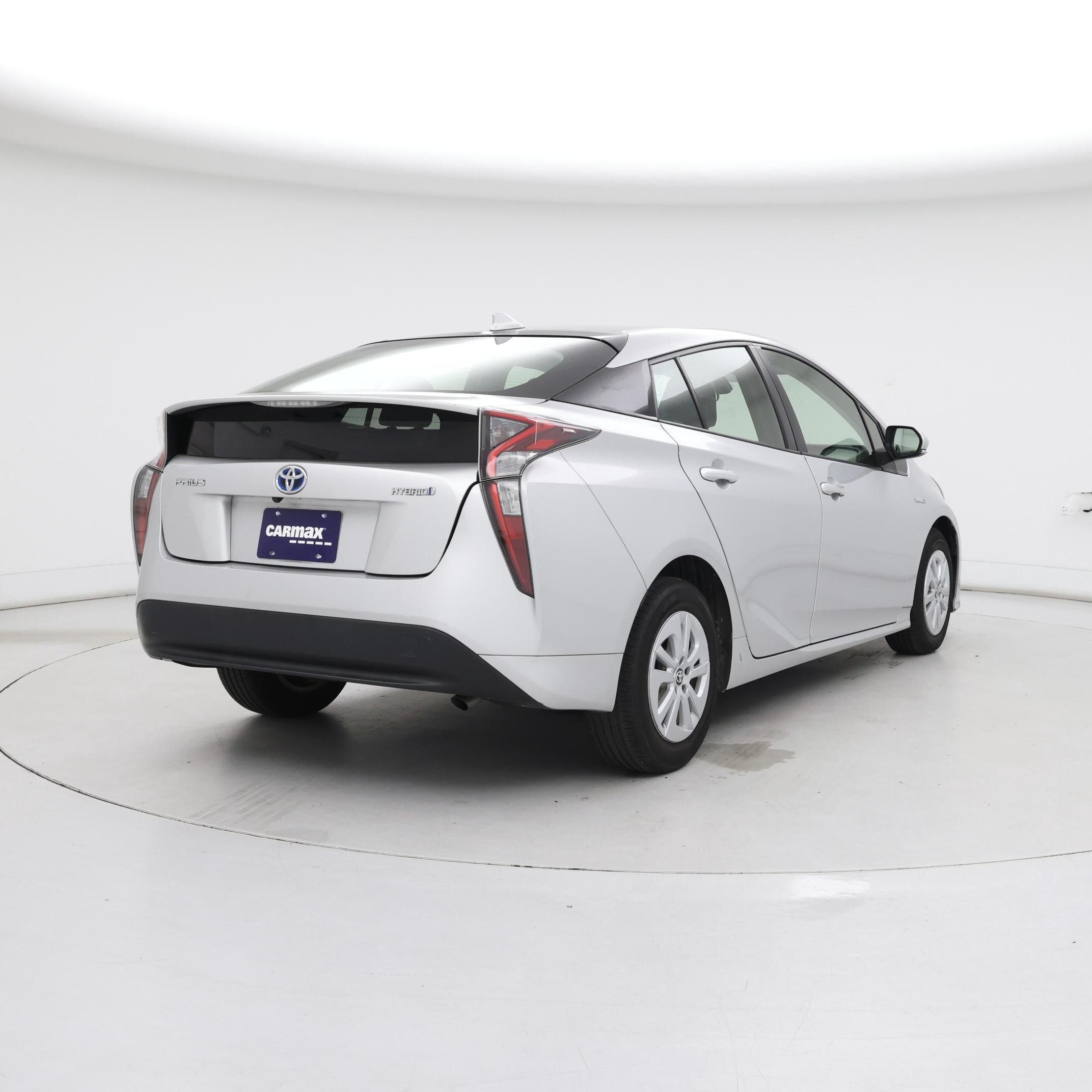 Thumbnail: 2018 Toyota Prius - 8