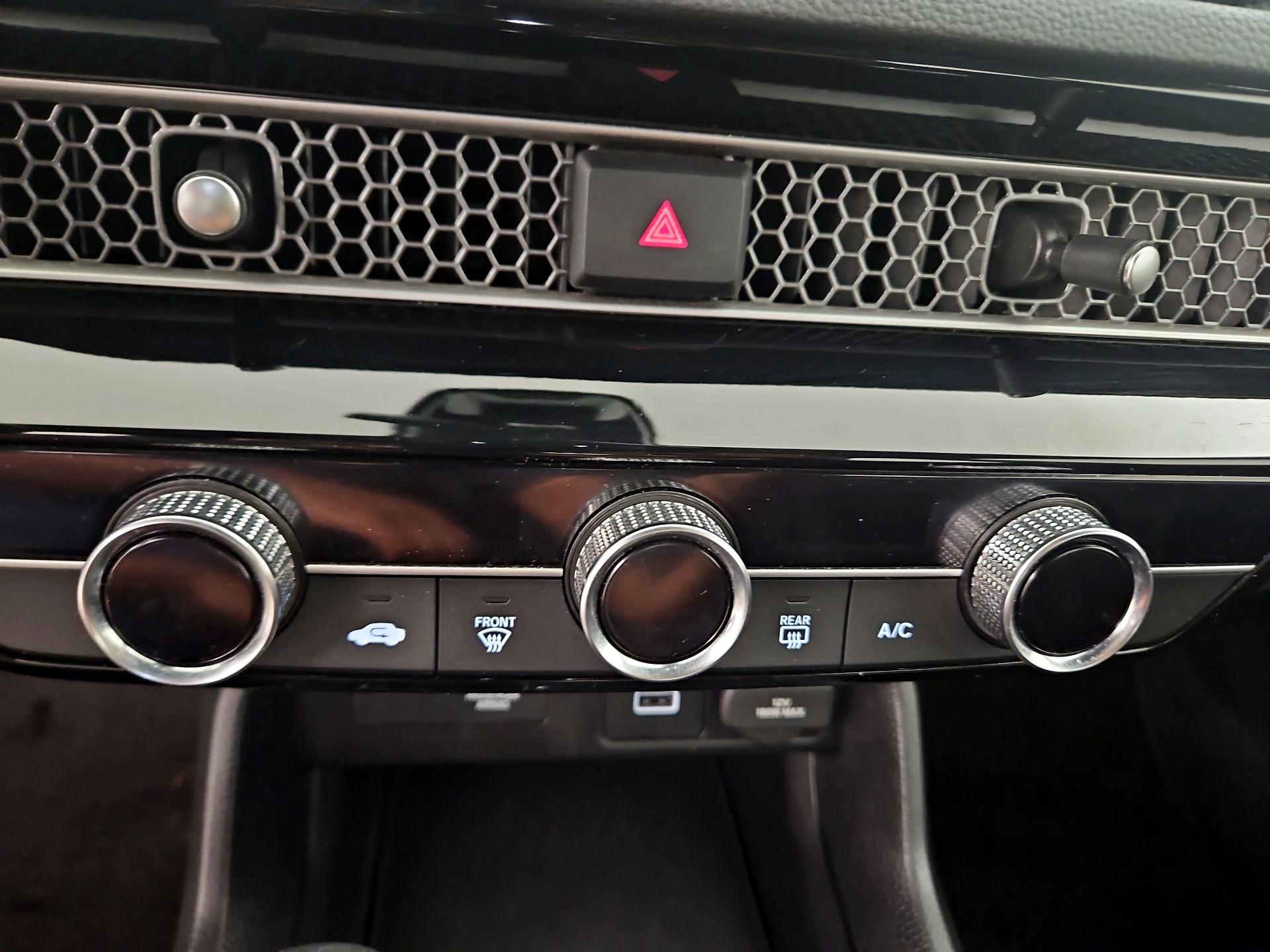 Thumbnail: 2024 Honda Civic - 16