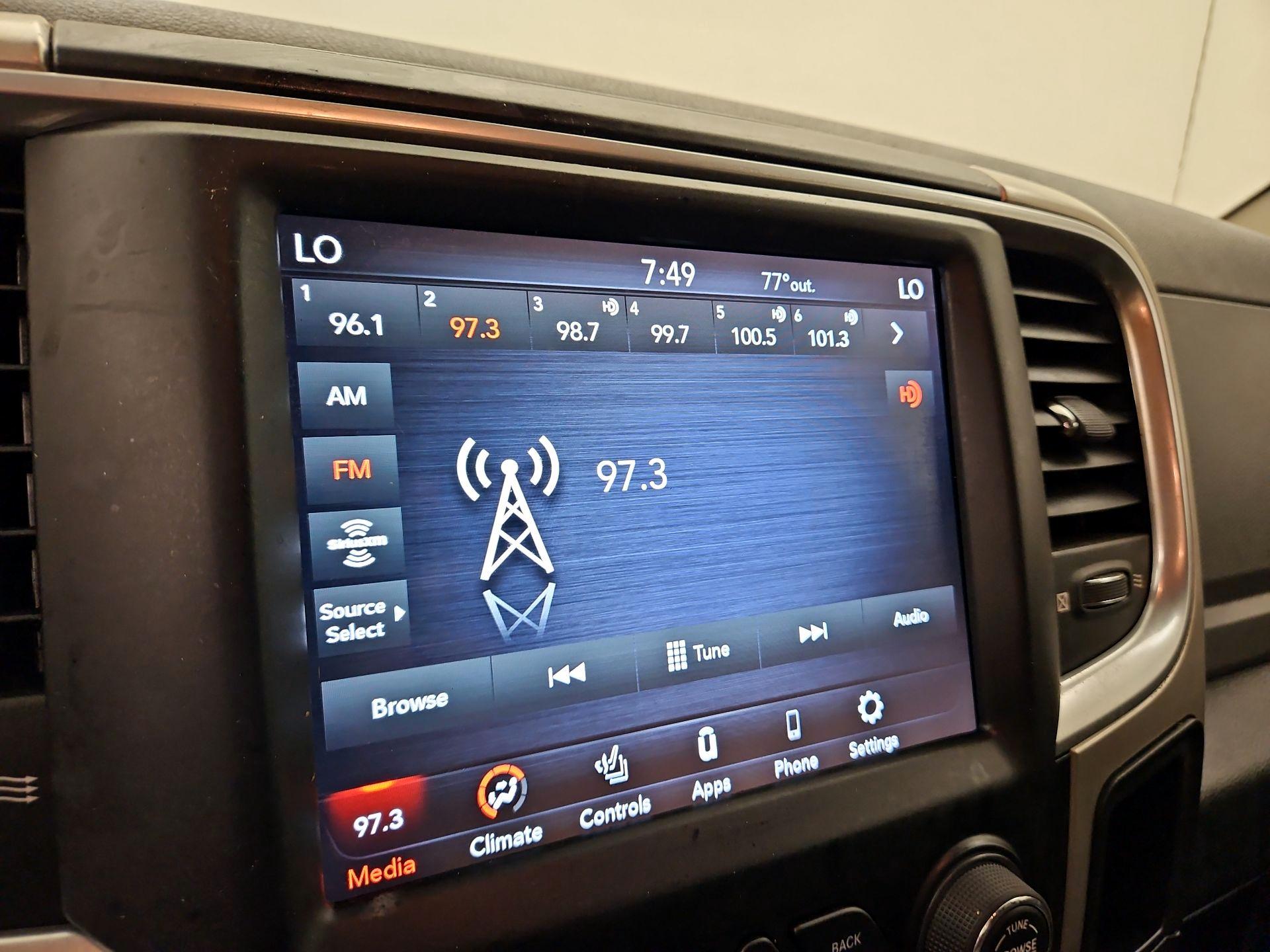 Thumbnail: 2020 RAM 1500 Classic - 15