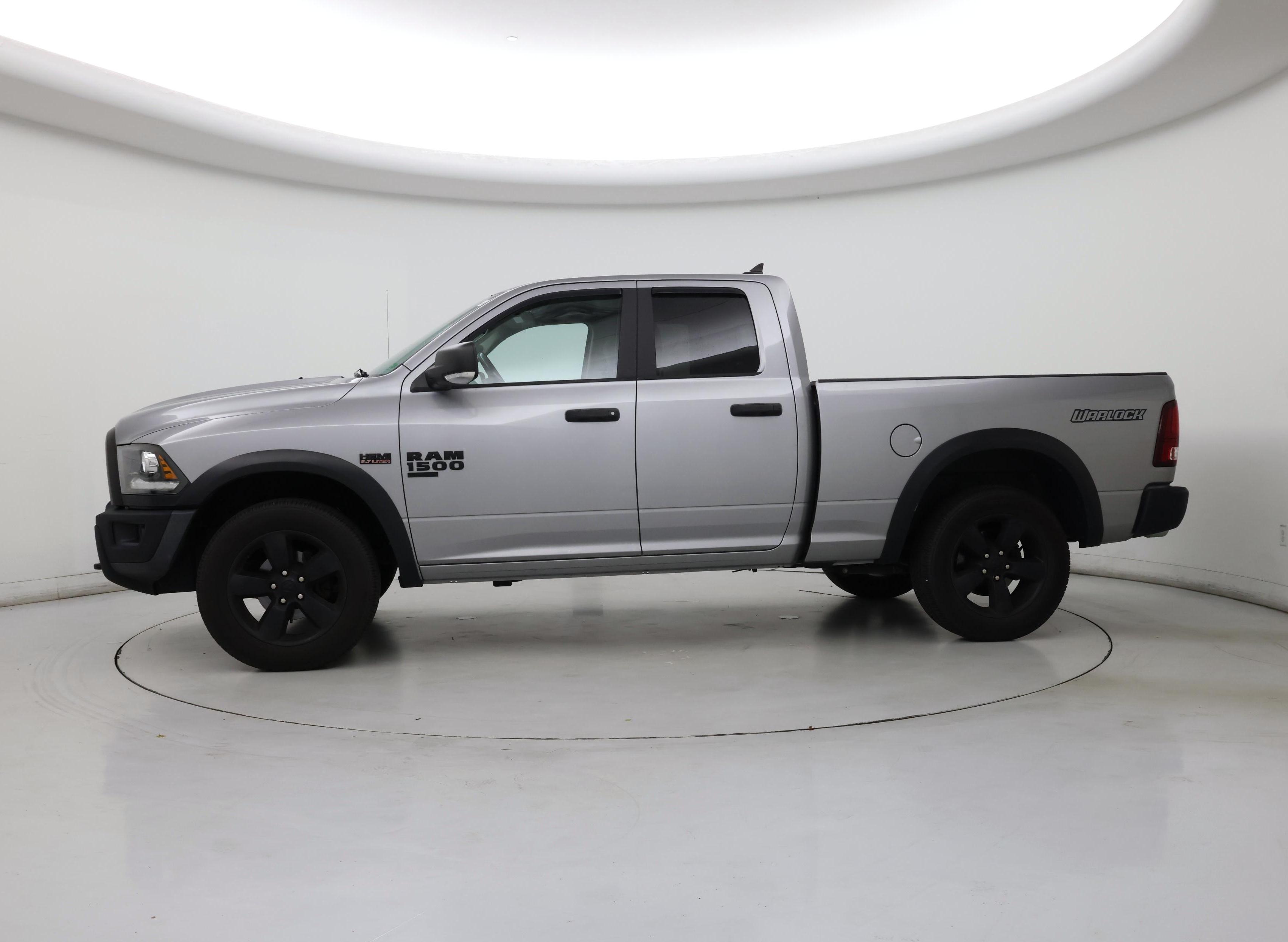 Thumbnail: 2020 RAM 1500 Classic - 3