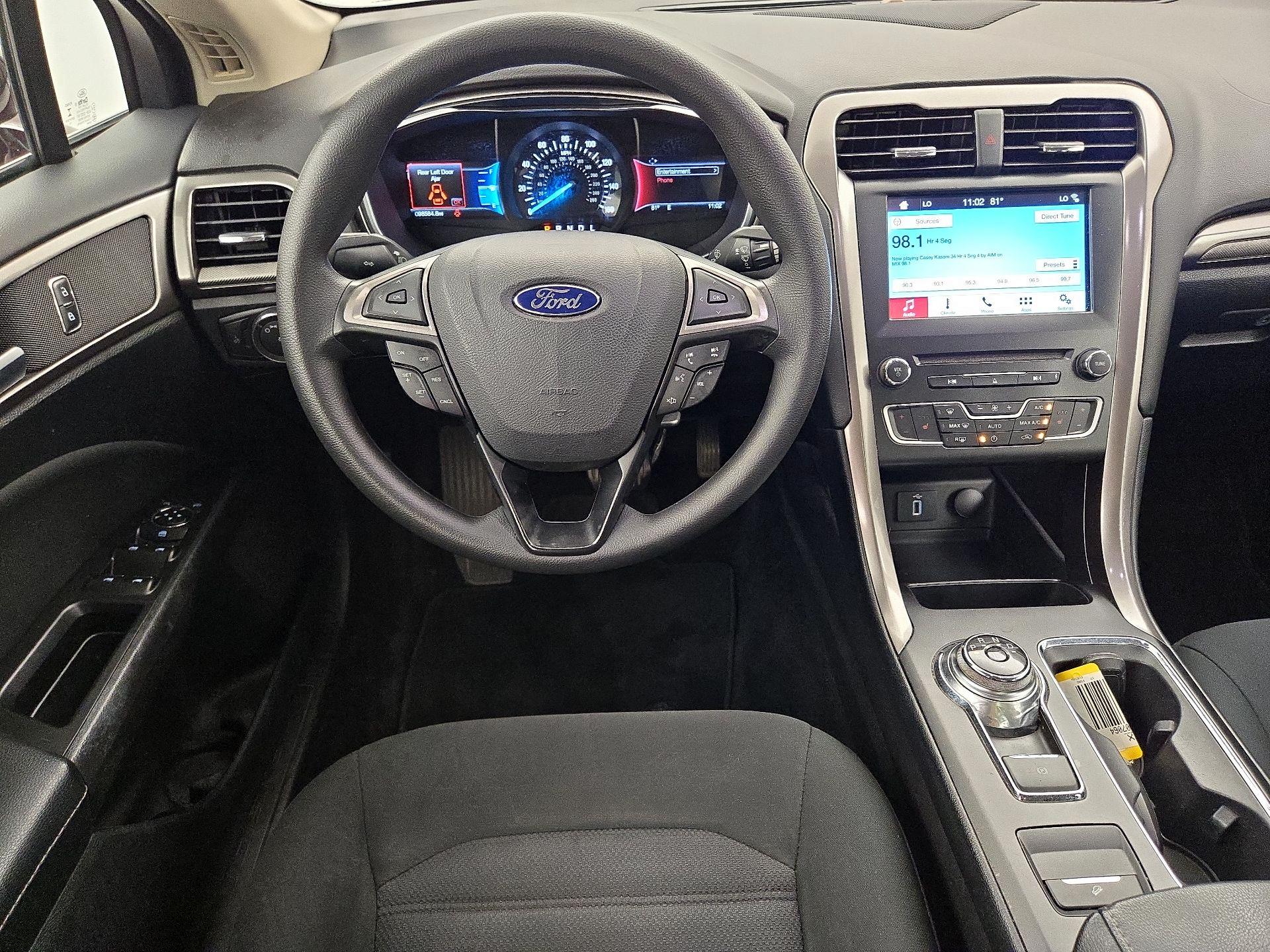 Thumbnail: 2017 Ford Fusion - 10