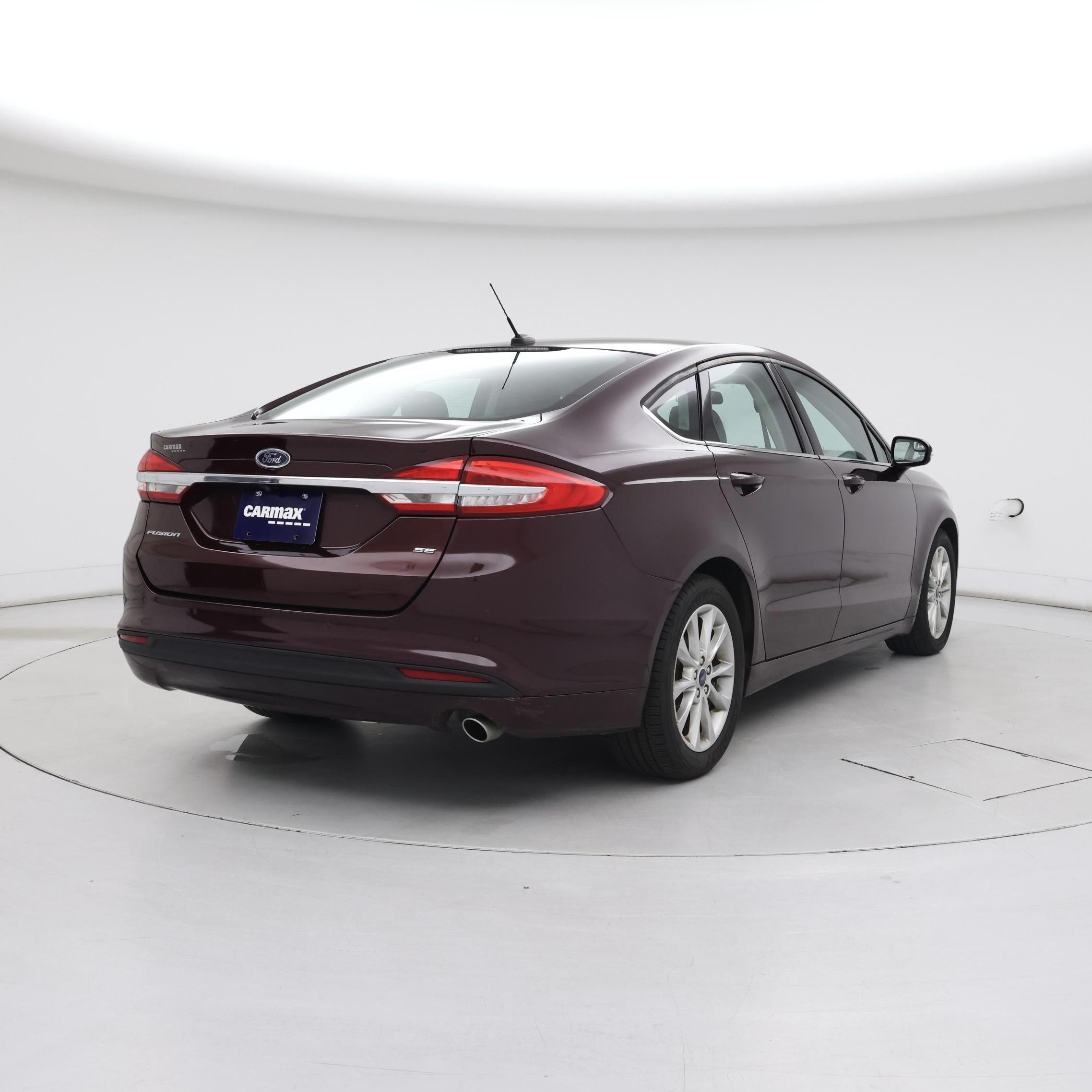 Thumbnail: 2017 Ford Fusion - 8