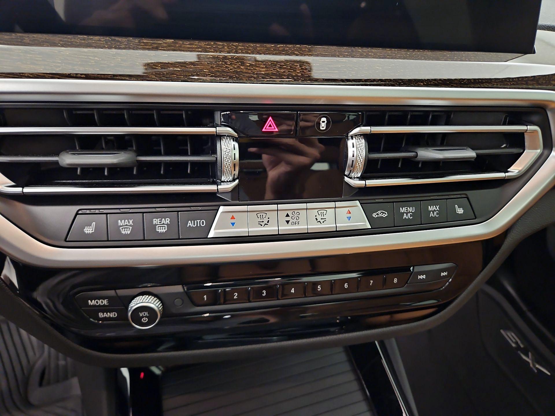 Thumbnail: 2024 BMW X3 - 17