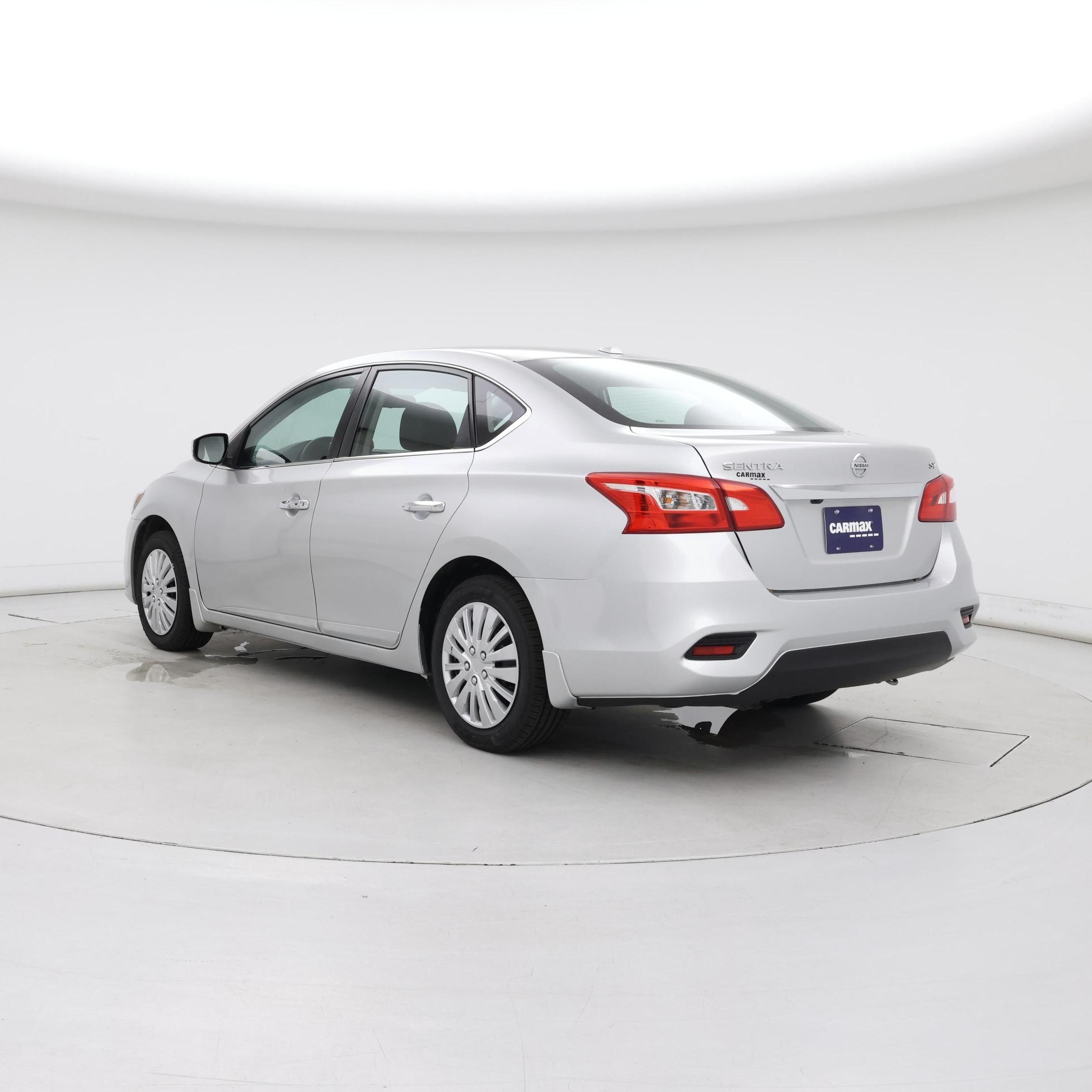 Thumbnail: 2017 Nissan Sentra - 2