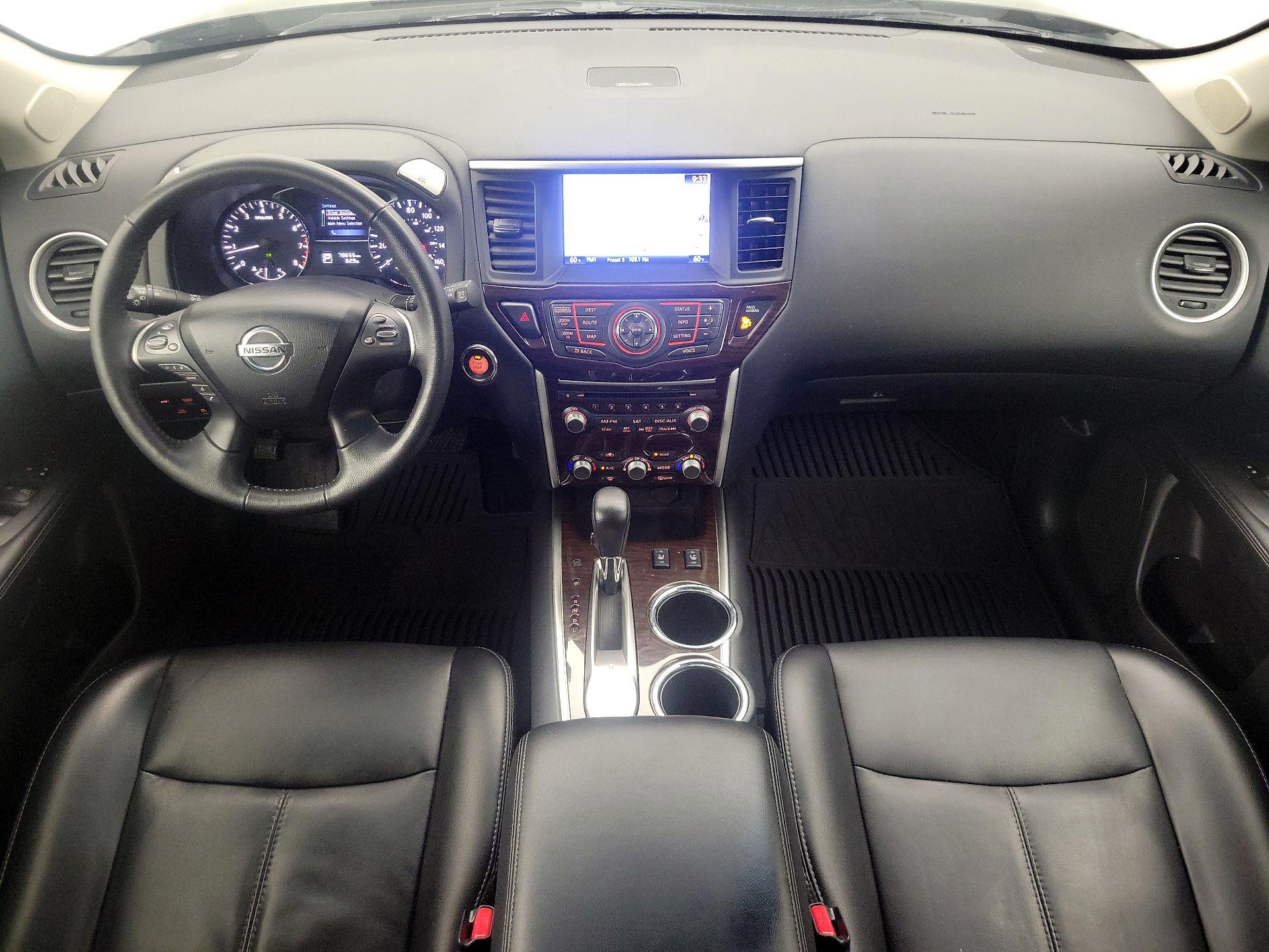 Thumbnail: 2015 Nissan Pathfinder - 9