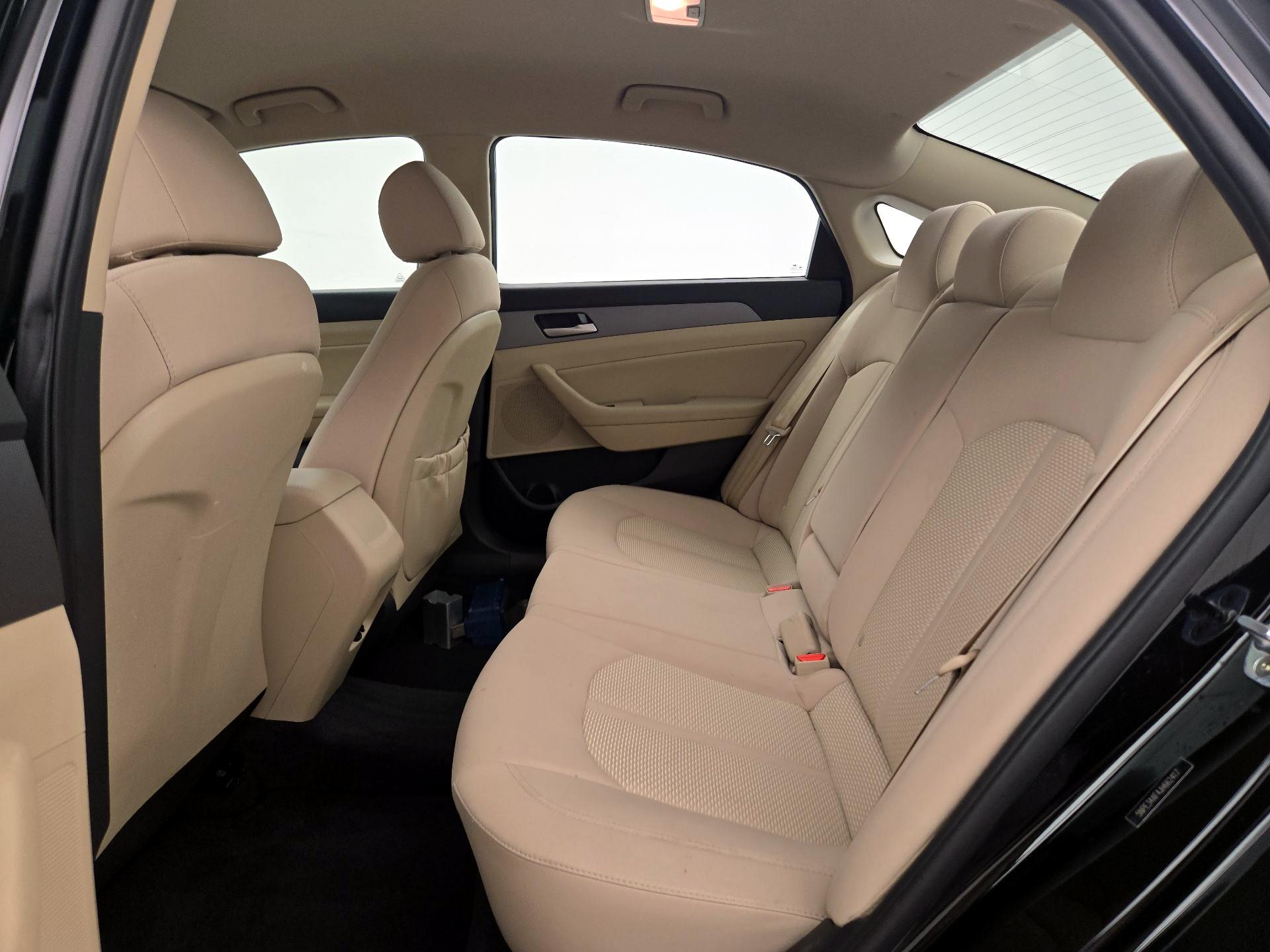 Thumbnail: 2018 Hyundai Sonata - 19