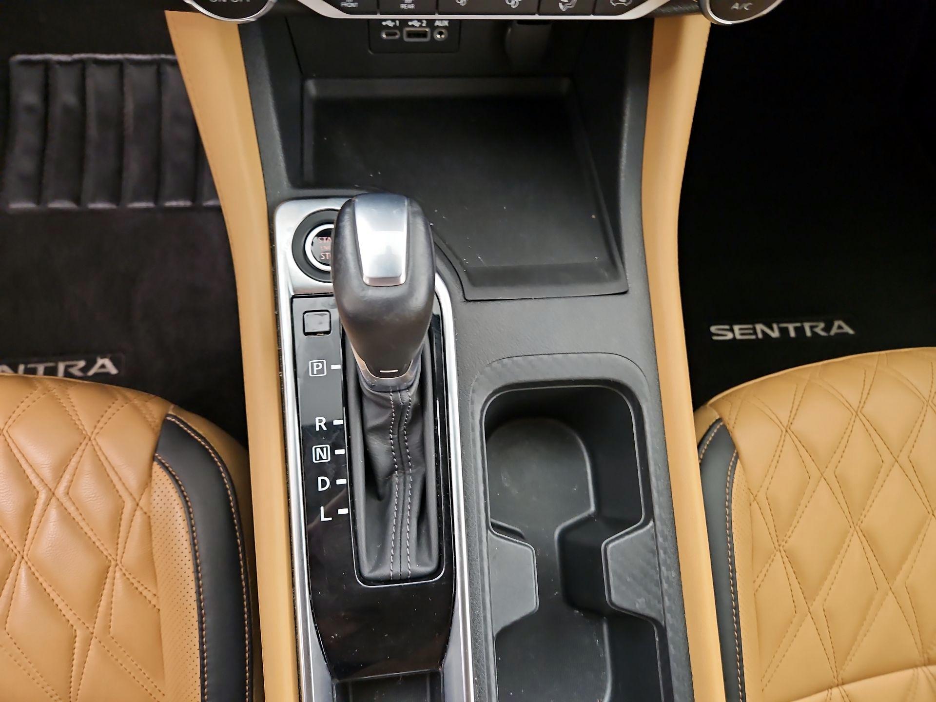 Thumbnail: 2020 Nissan Sentra - 17