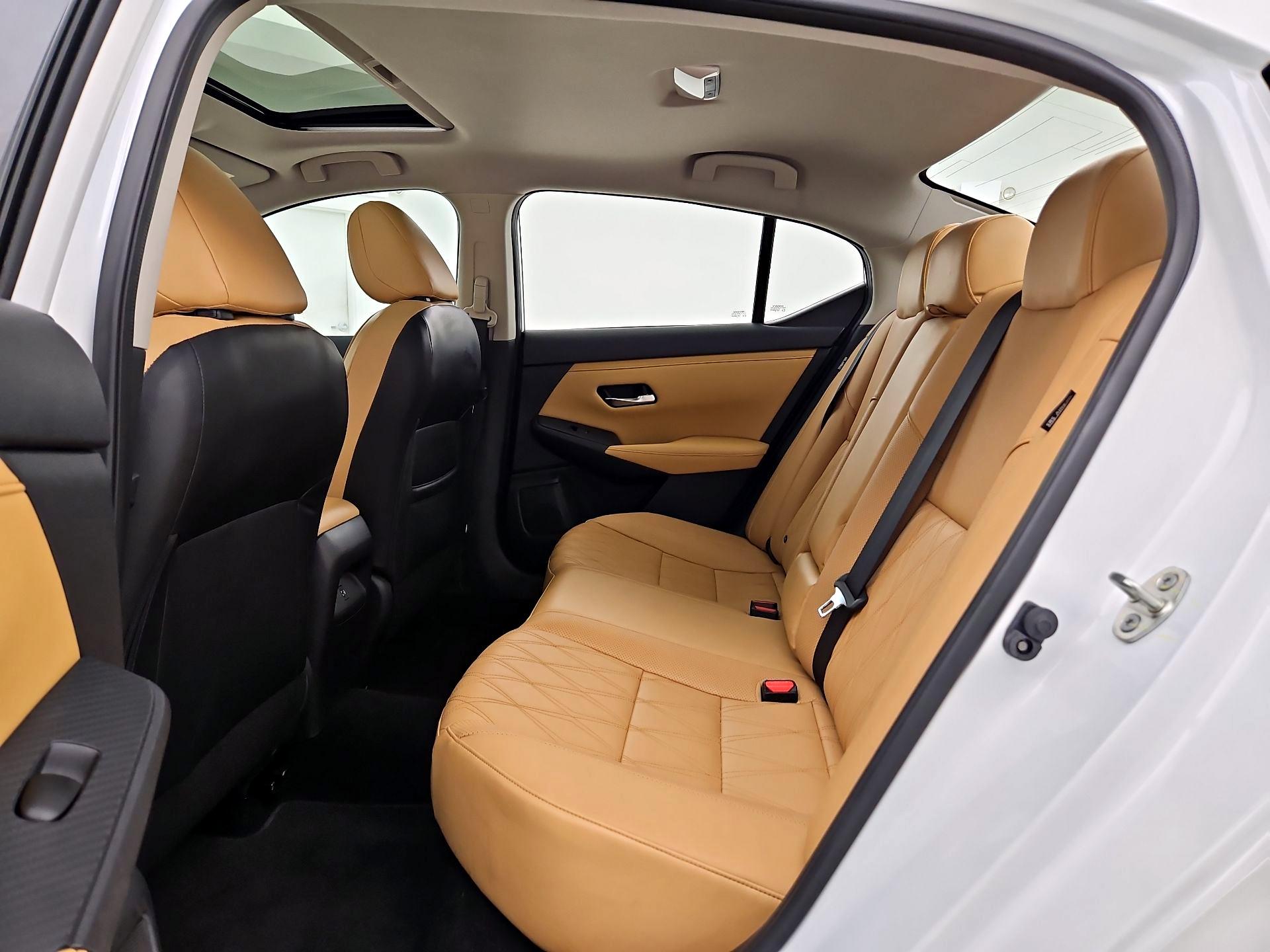 Thumbnail: 2020 Nissan Sentra - 20